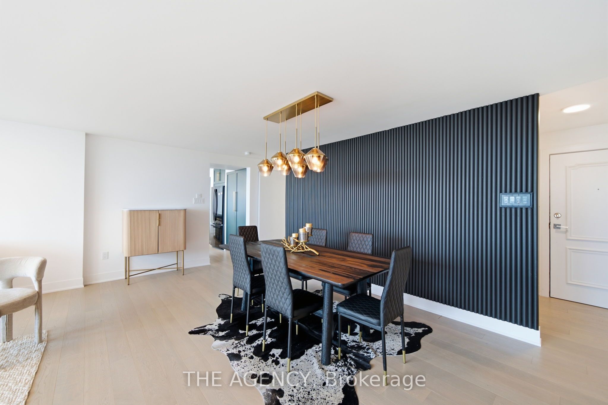 256 Jarvis Street 15c Property Photo 8