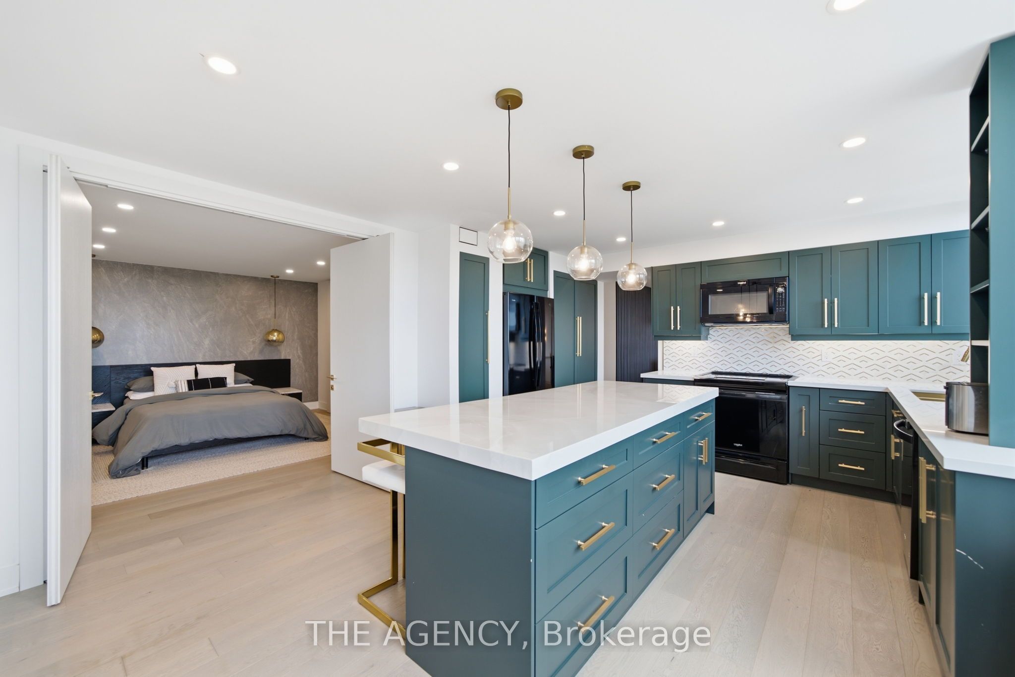 256 Jarvis Street 15c Property Photo 14