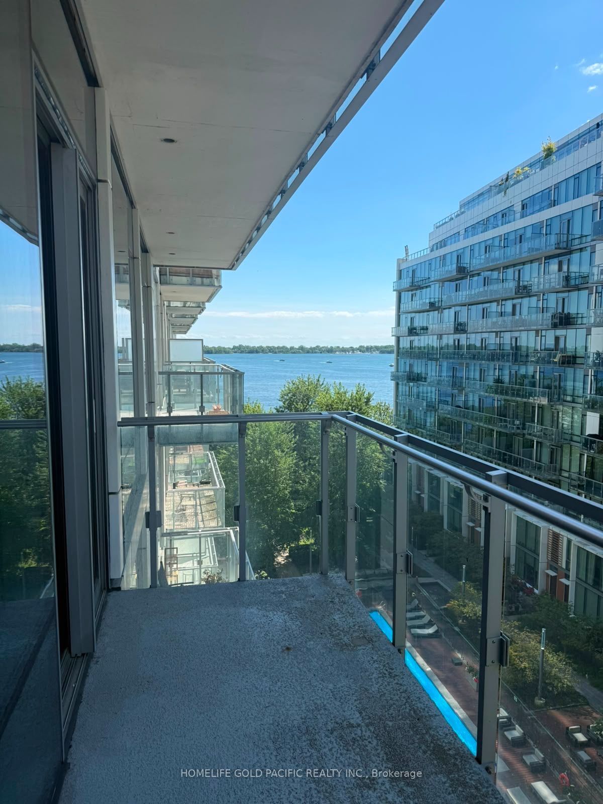 39 Queens Quay E 732 Property Photo 3