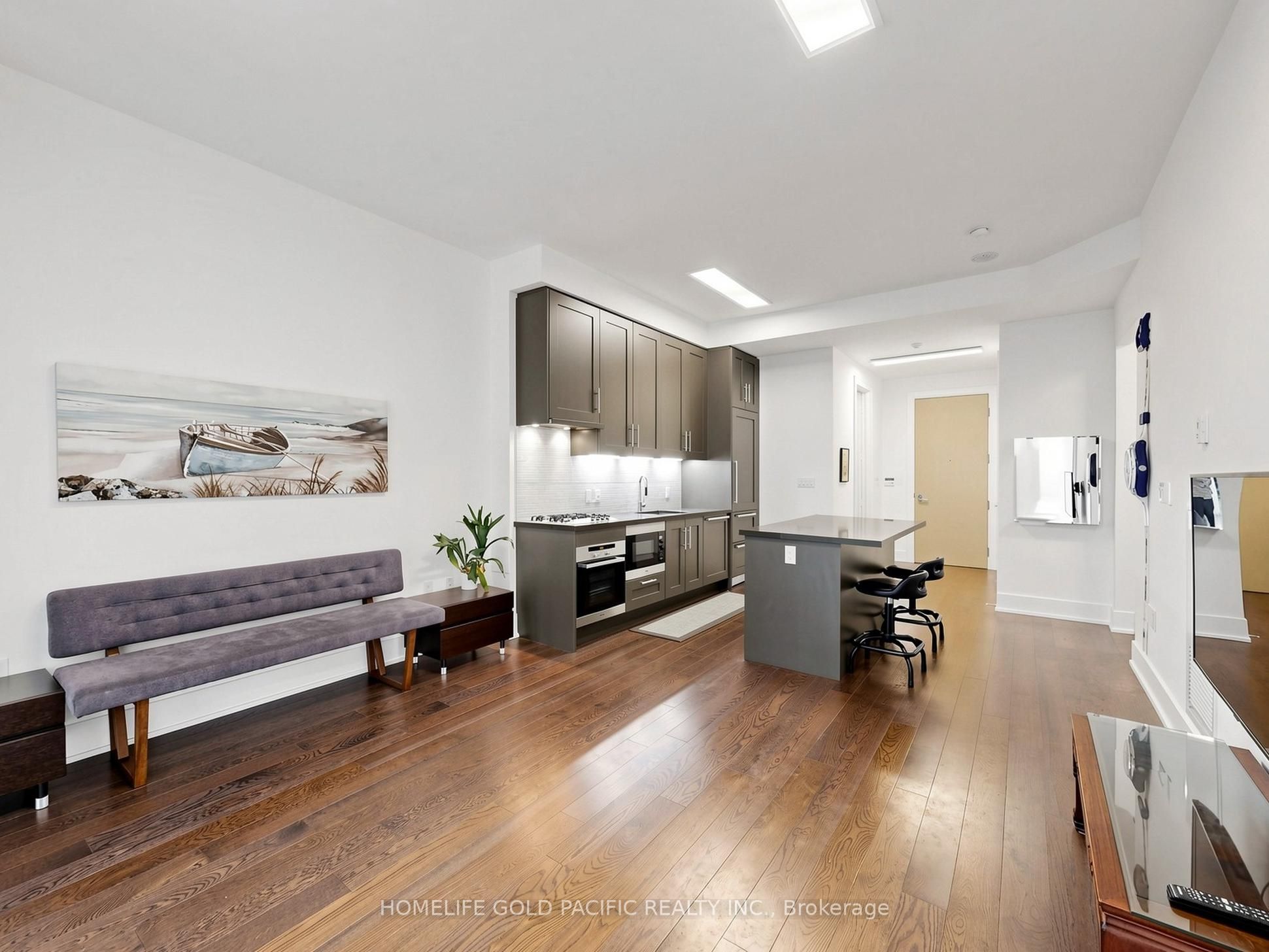 39 Queens Quay E 732 Property Photo 8