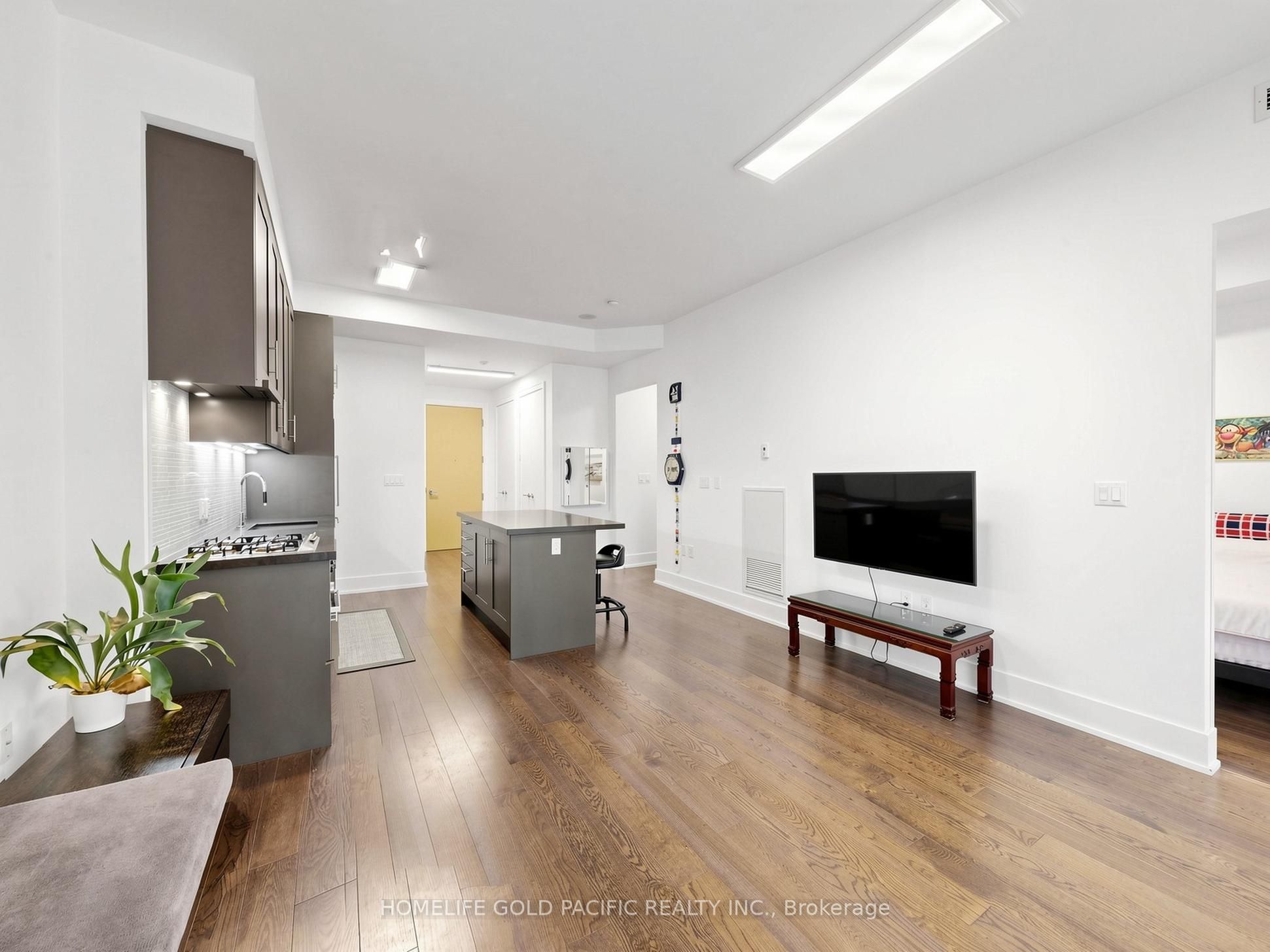 39 Queens Quay E 732 Property Photo 9