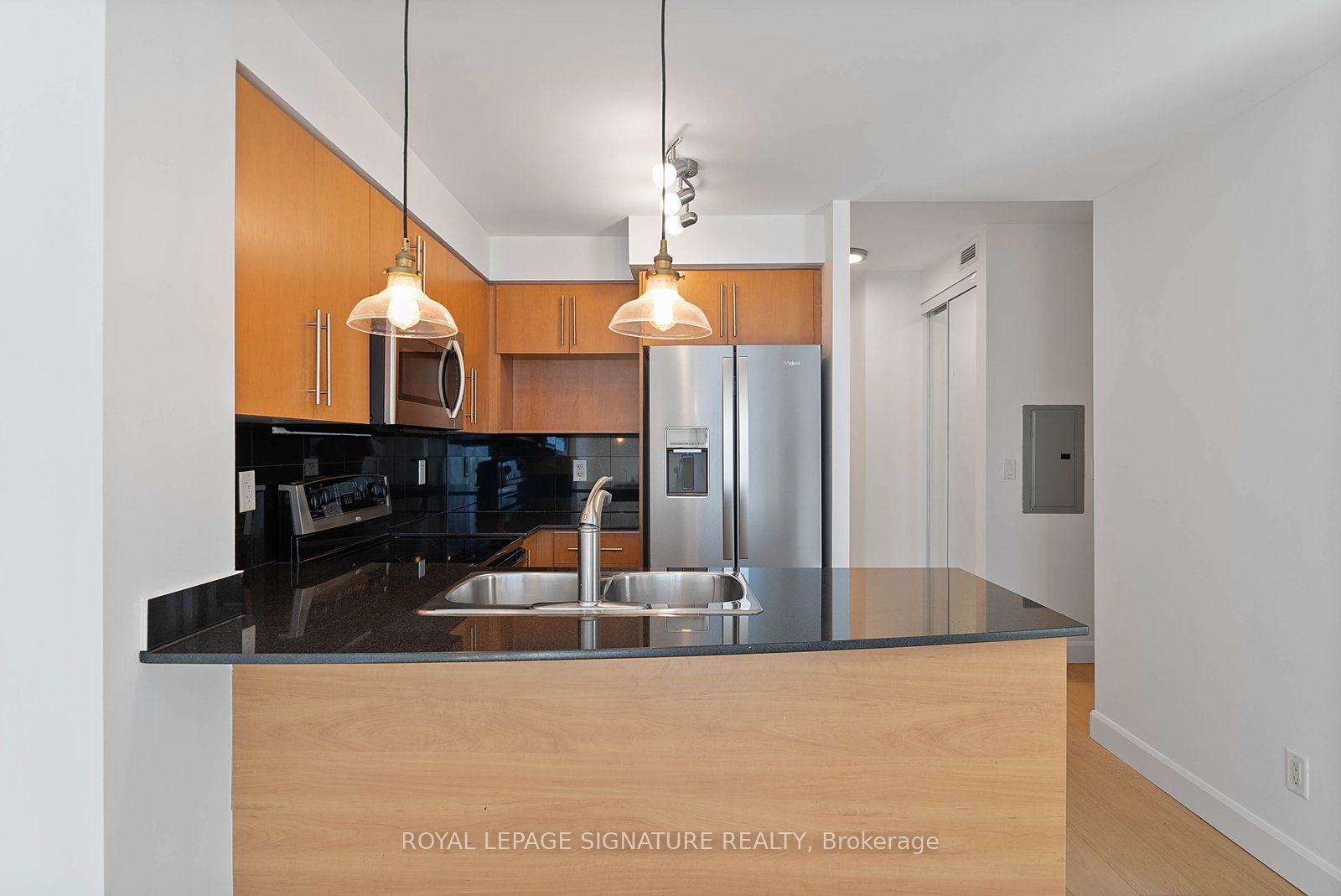 18 Yonge Street Ph11 Property Photo 6