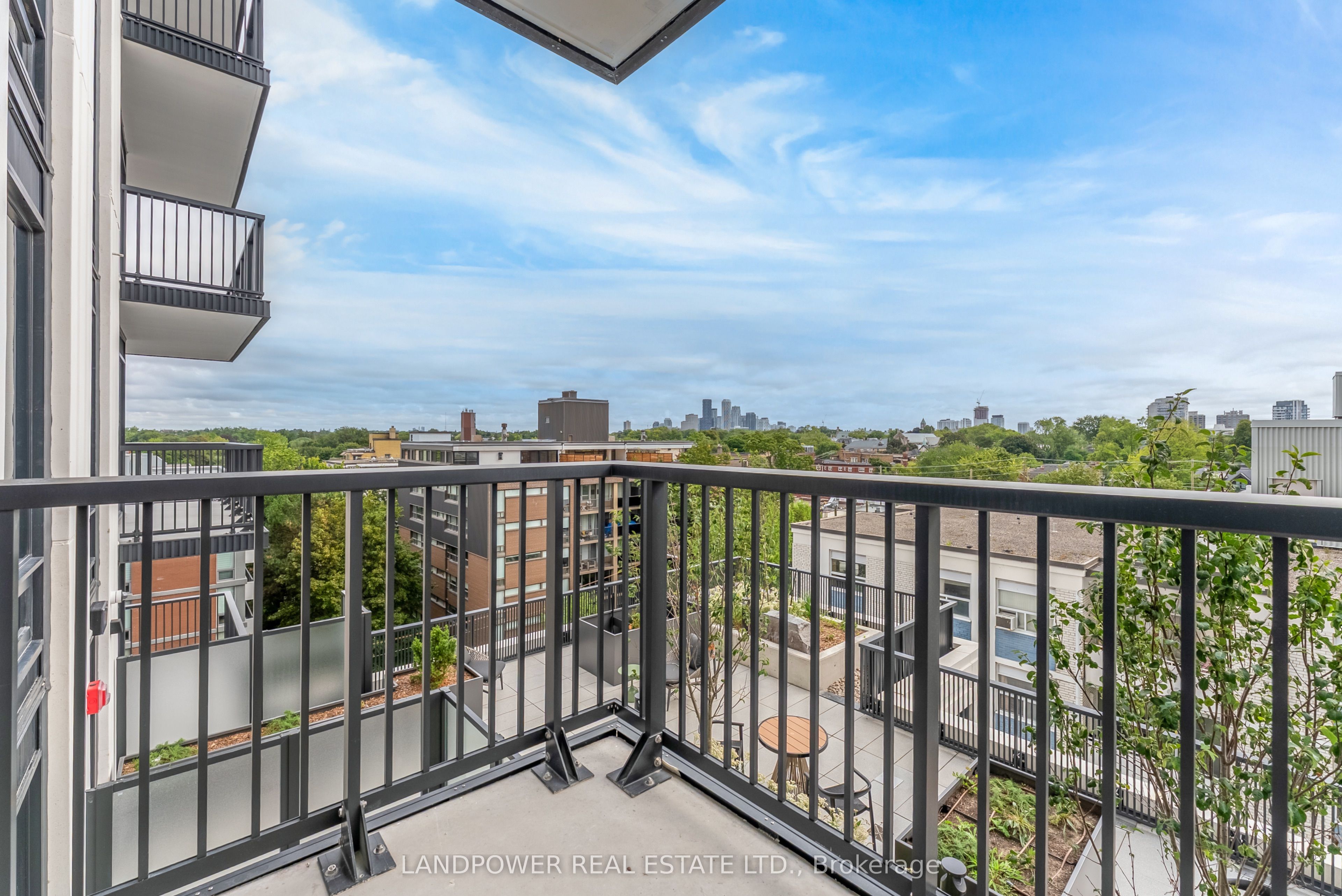 89 Montclair Avenue 1019 Property Photo 10