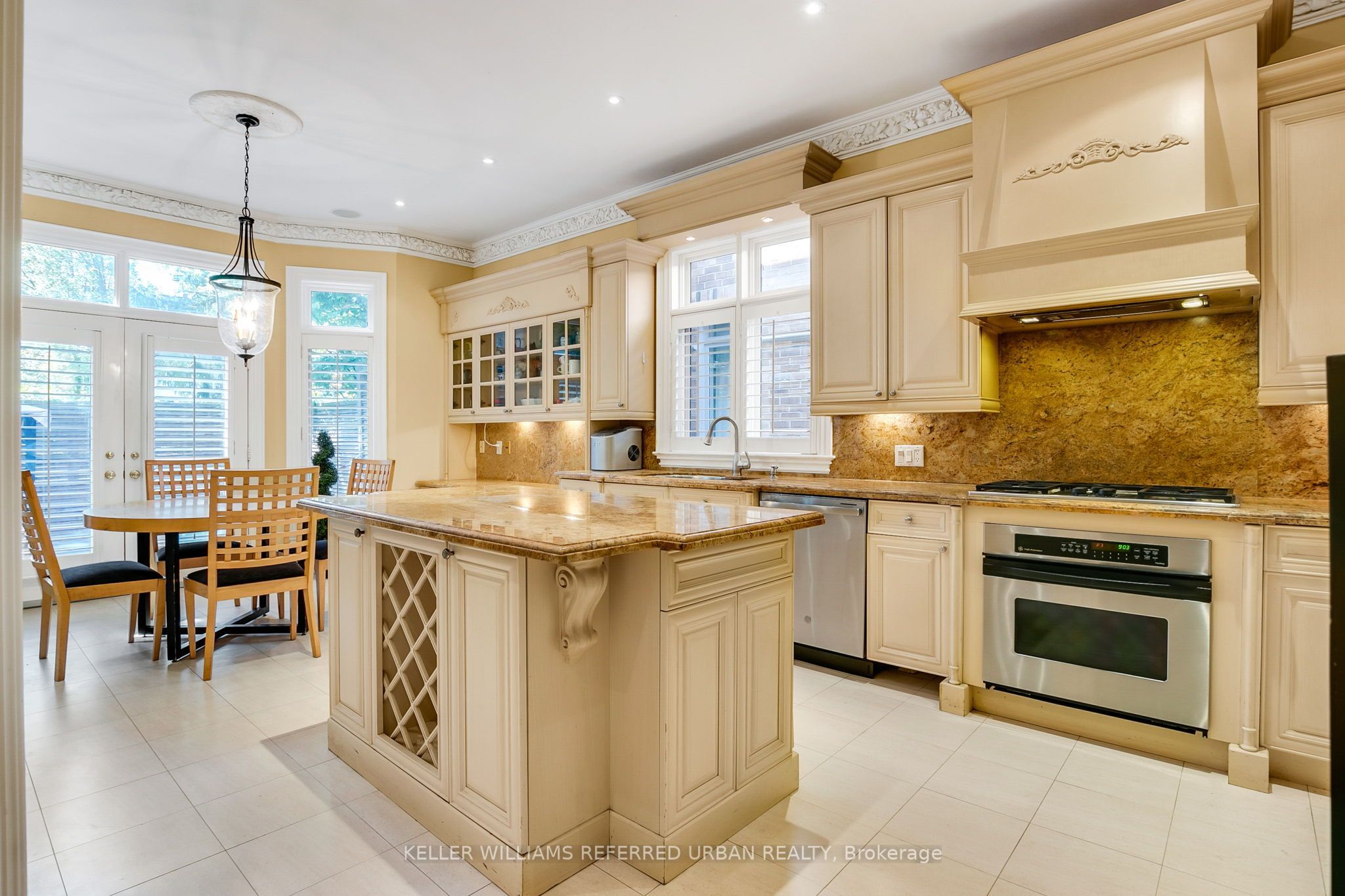 45 Mathersfield Drive Property Photo 6