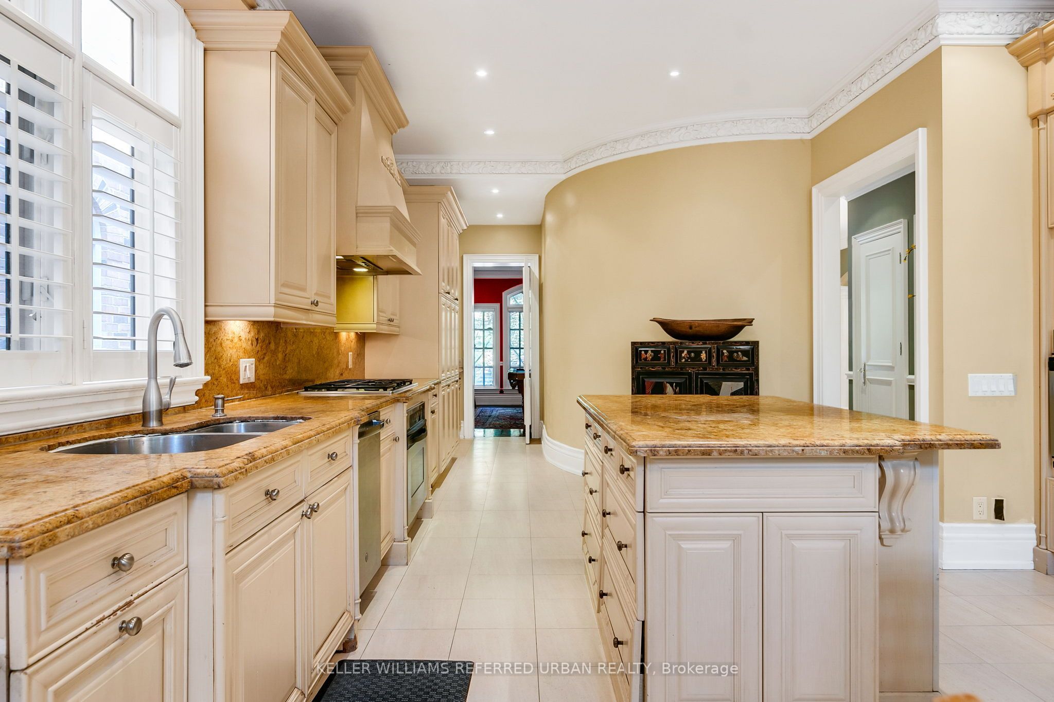45 Mathersfield Drive Property Photo 7