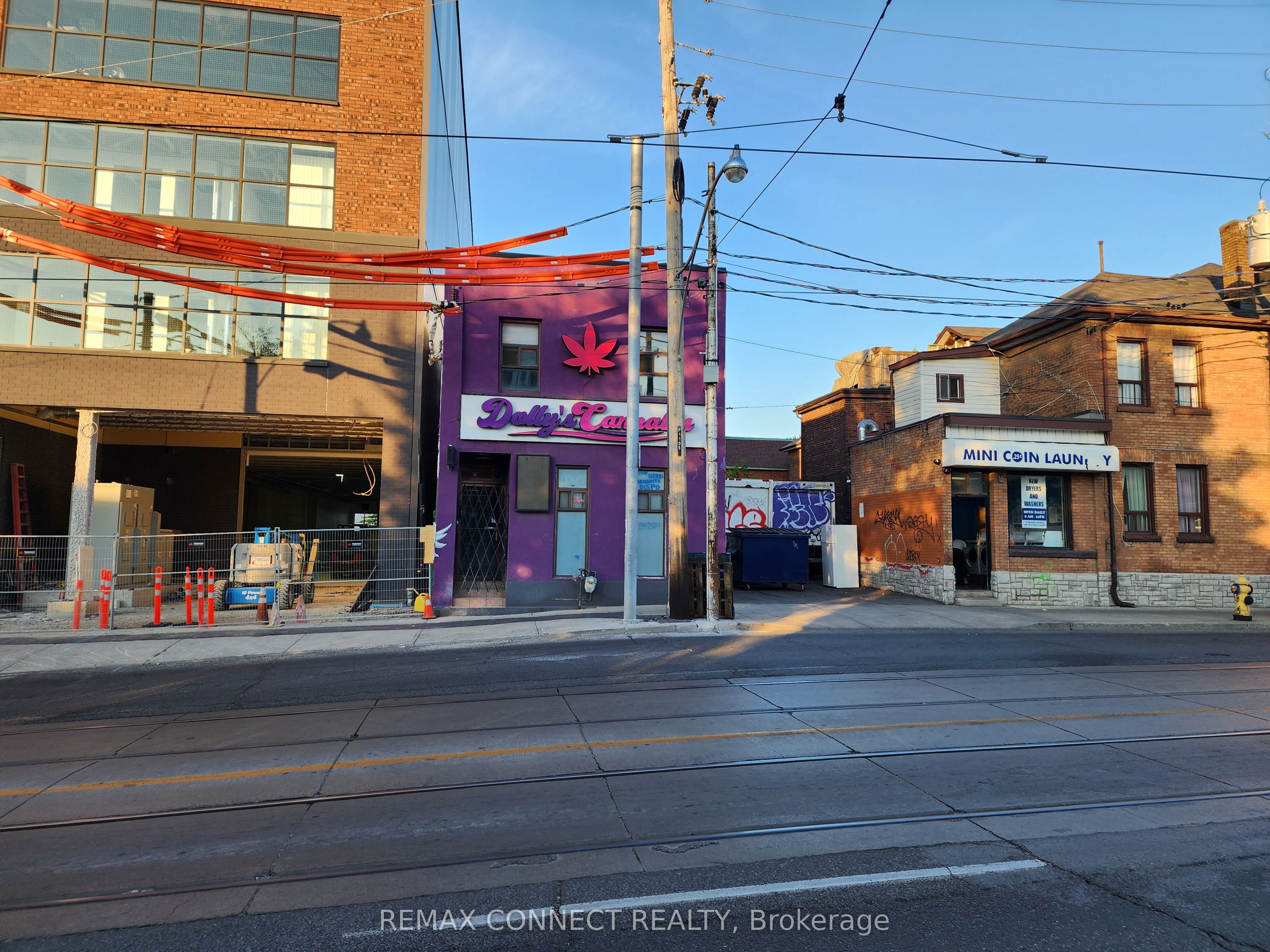 1105 Bathurst Street Property Photo 2