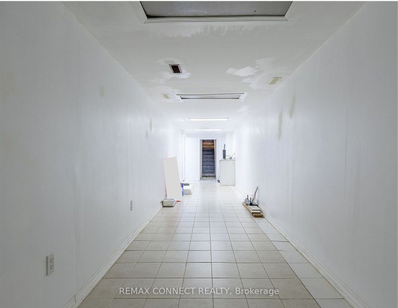 1105 Bathurst Street Property Photo 13