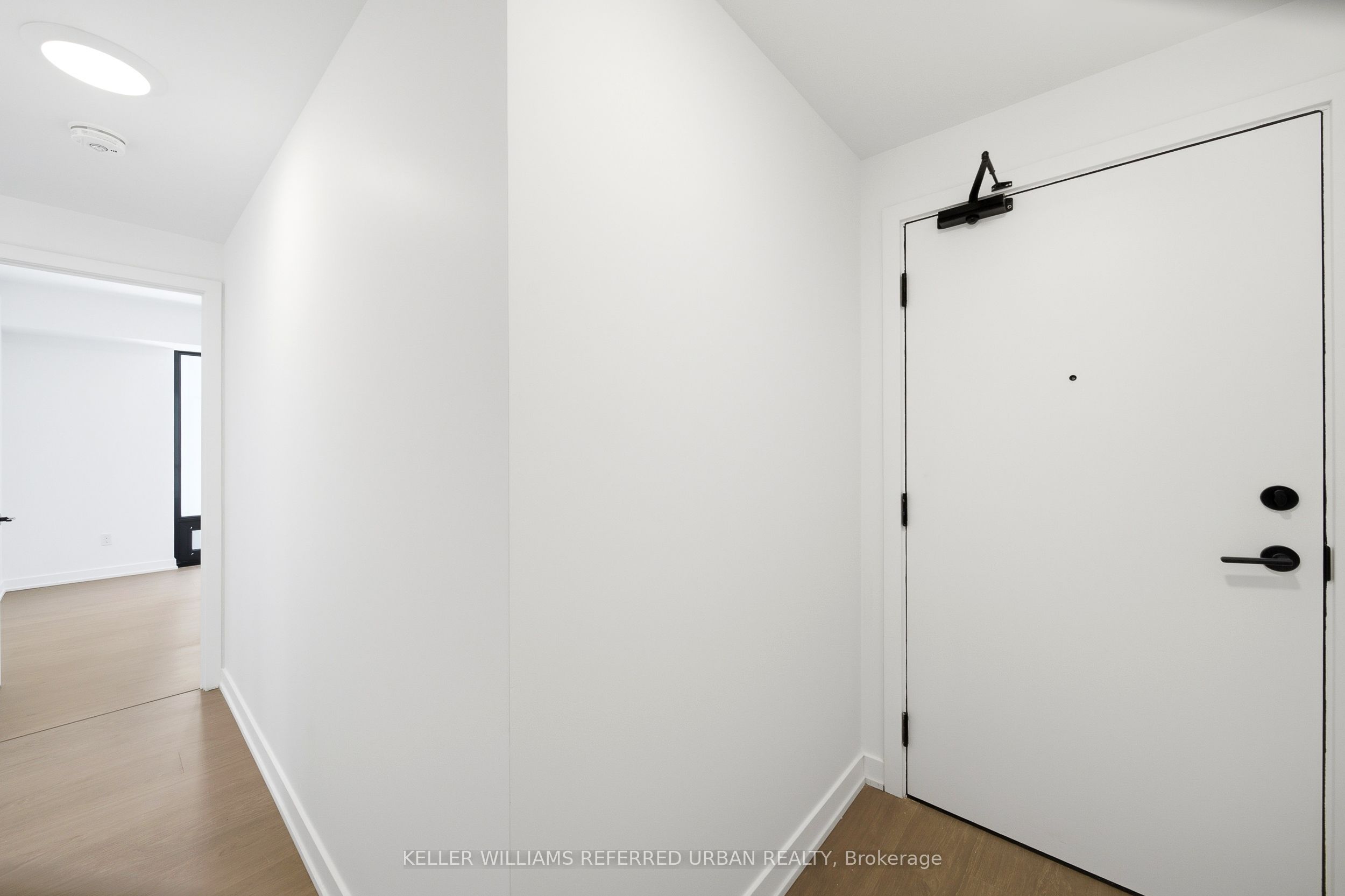 89 Montclair Avenue 1525 Property Photo 4
