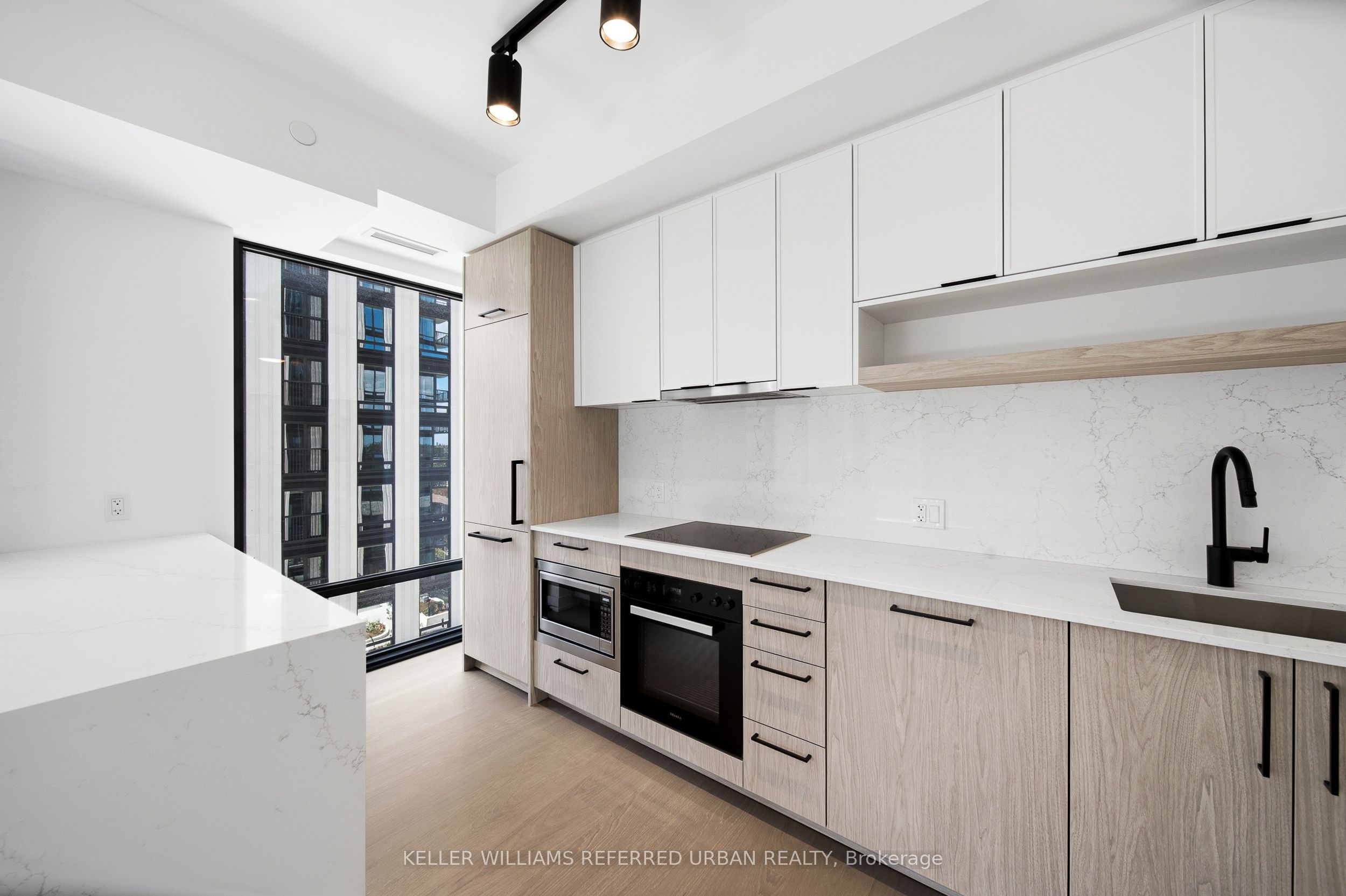 89 Montclair Avenue 1525 Property Photo 6