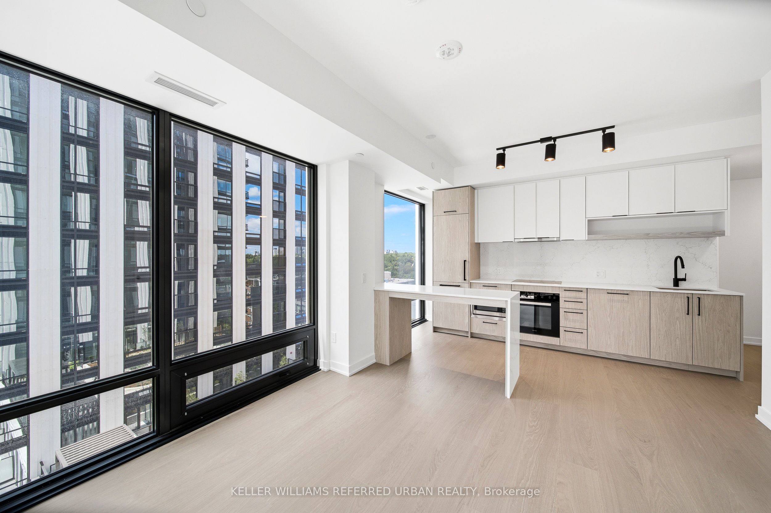 89 Montclair Avenue 1525 Property Photo 11