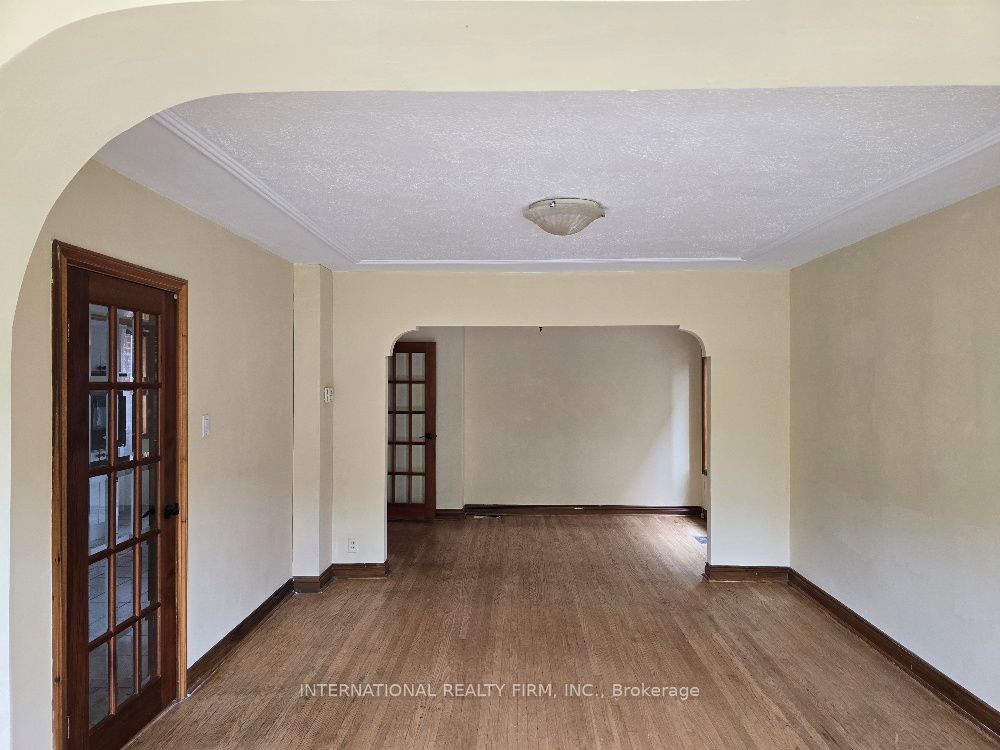 607 Coldstream Avenue Property Photo 9