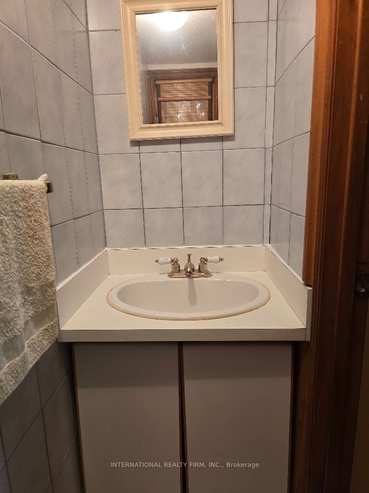 607 Coldstream Avenue Property Photo 18