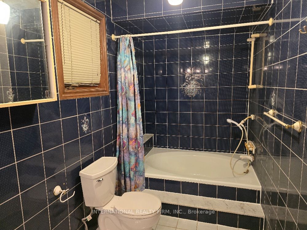 607 Coldstream Avenue Property Photo 19