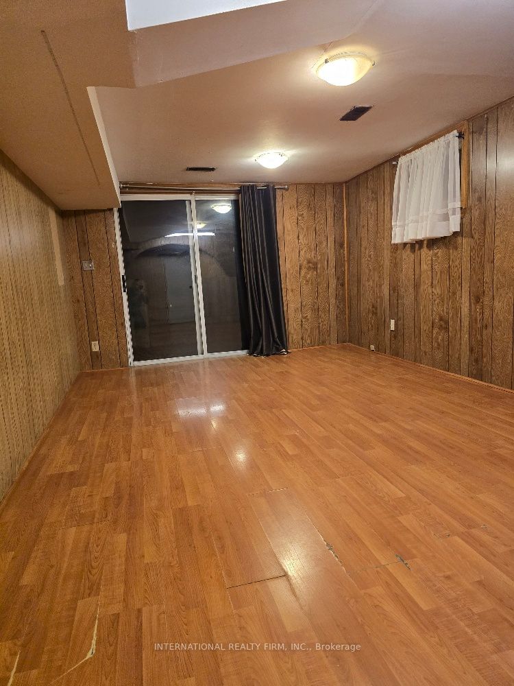 607 Coldstream Avenue Property Photo 23