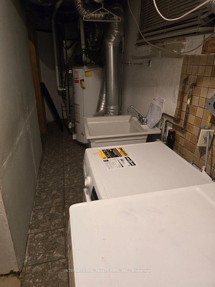 607 Coldstream Avenue Property Photo 35