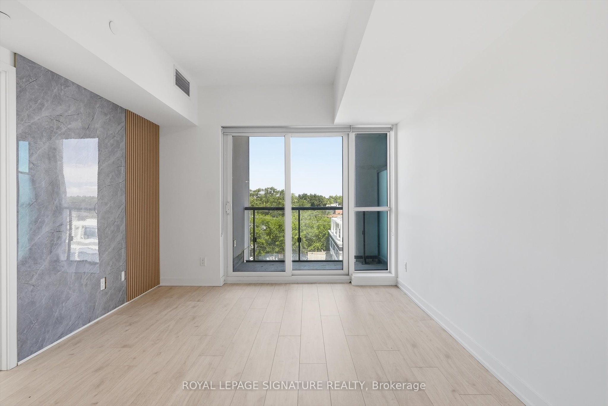 181 Sheppard Avenue E 503 Property Photo 11
