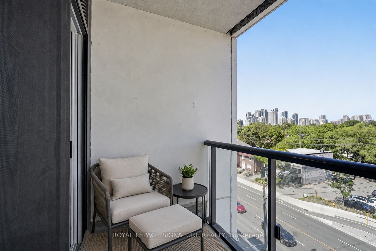 181 Sheppard Avenue E 503 Property Photo 27