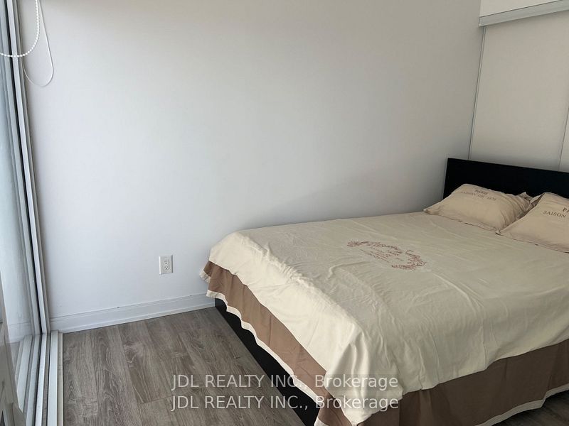 42 Charles Street E 3609 Property Photo 4