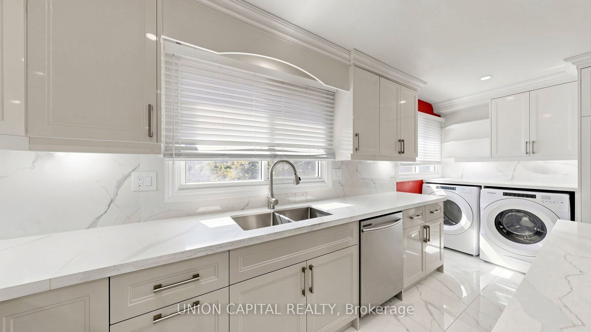 6 Windy Golf Way Property Photo 8