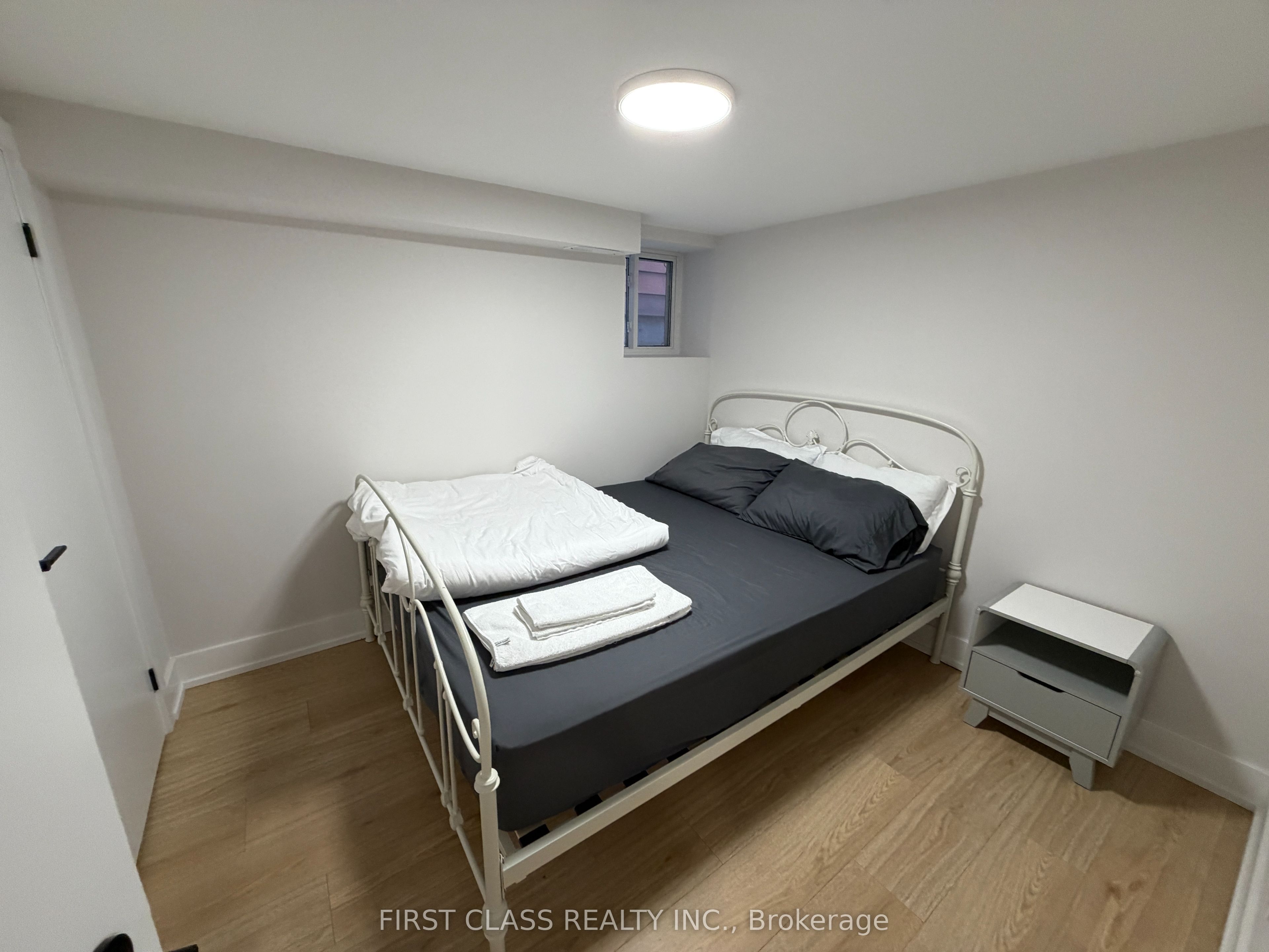 431 Roxton Road Basement Property Photo 7