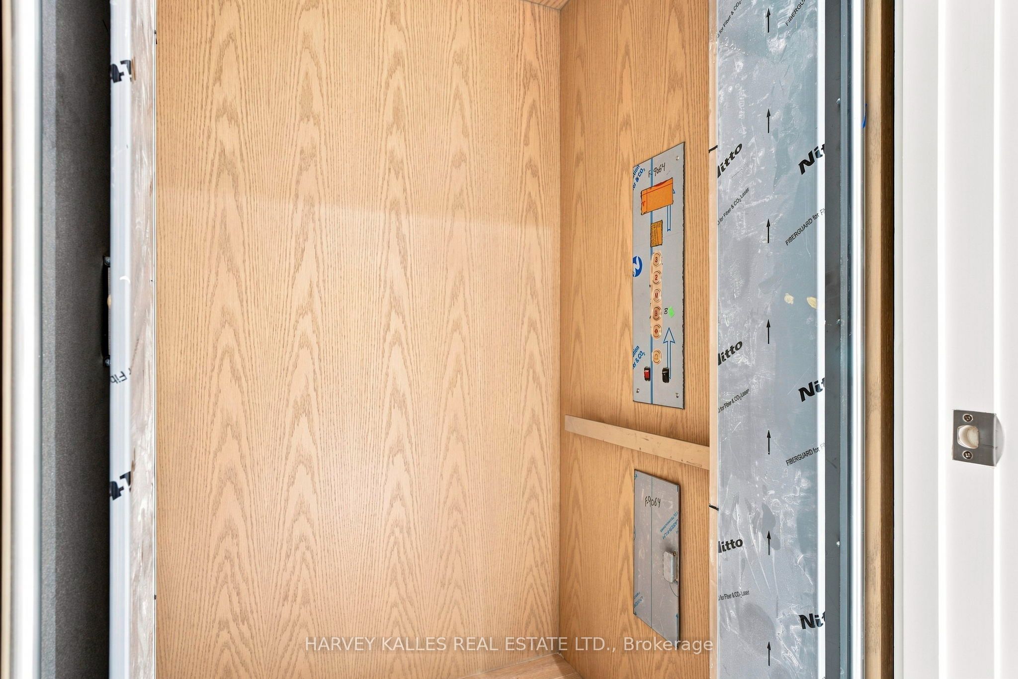 106 Heath Street W Property Photo 46
