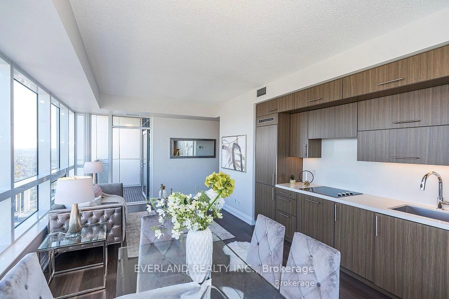 5 Sheppard Avenue E 3620 Property Photo 3
