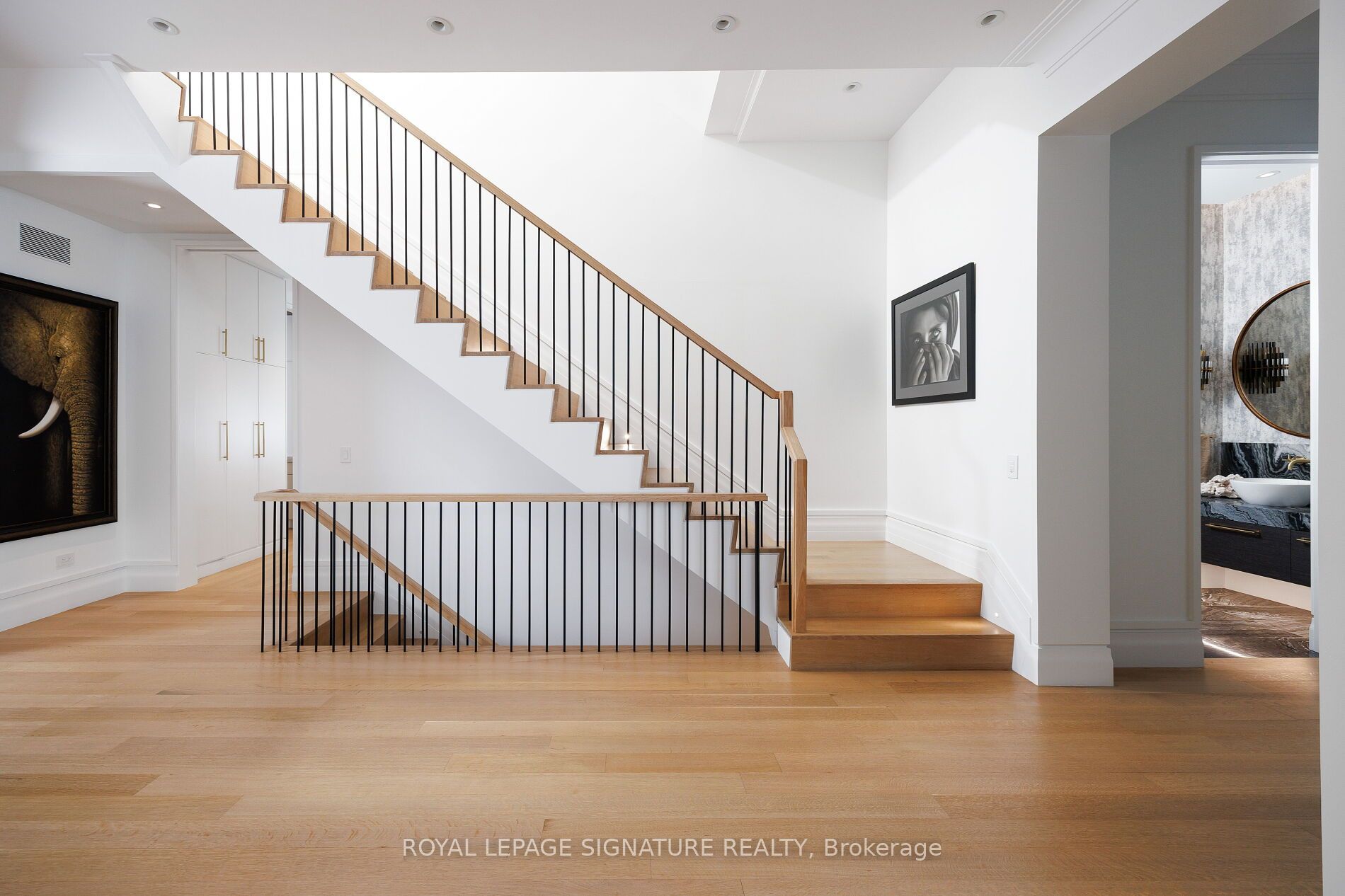 207 Strathallan Boulevard Property Photo 10