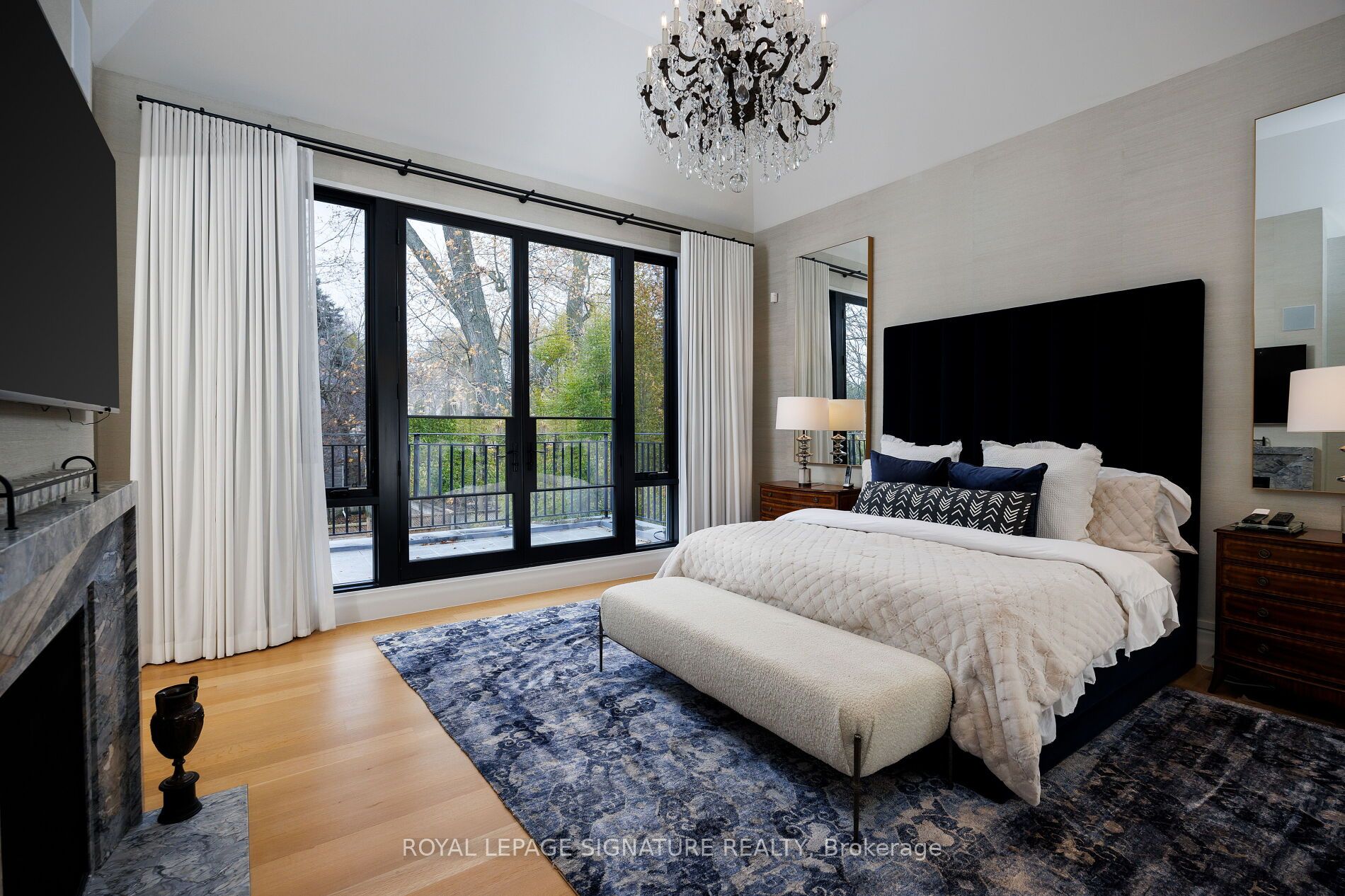 207 Strathallan Boulevard Property Photo 27