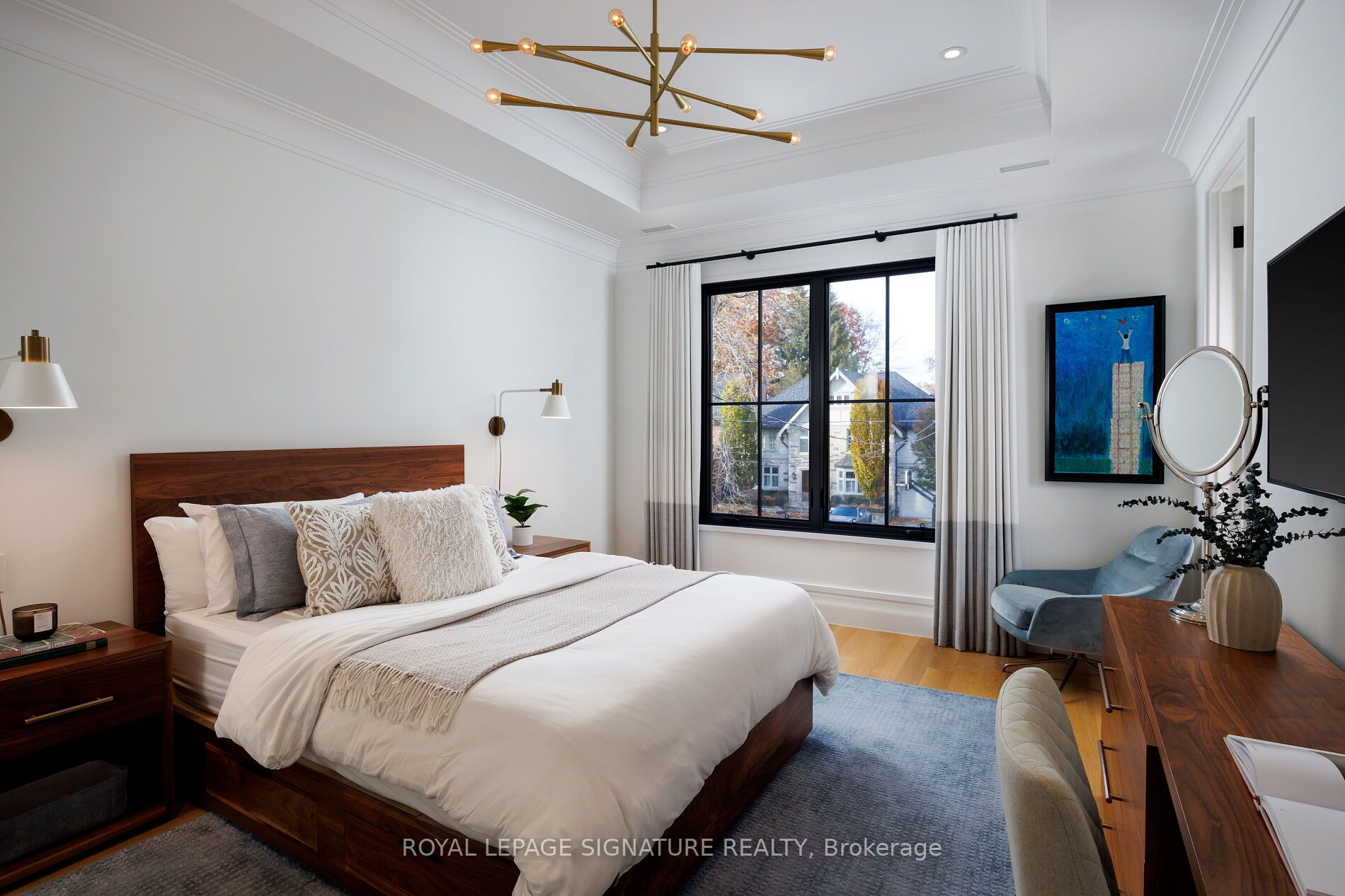 207 Strathallan Boulevard Property Photo 35