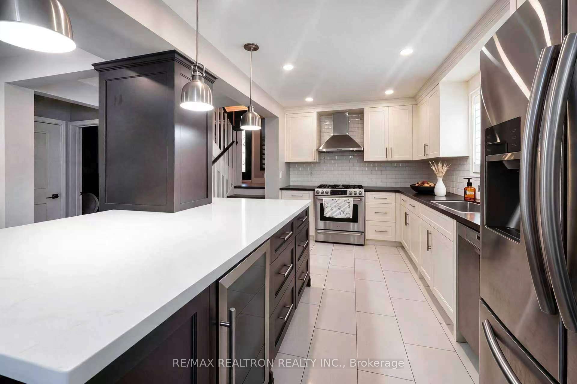 2 Lynedock Crescent Property Photo 11