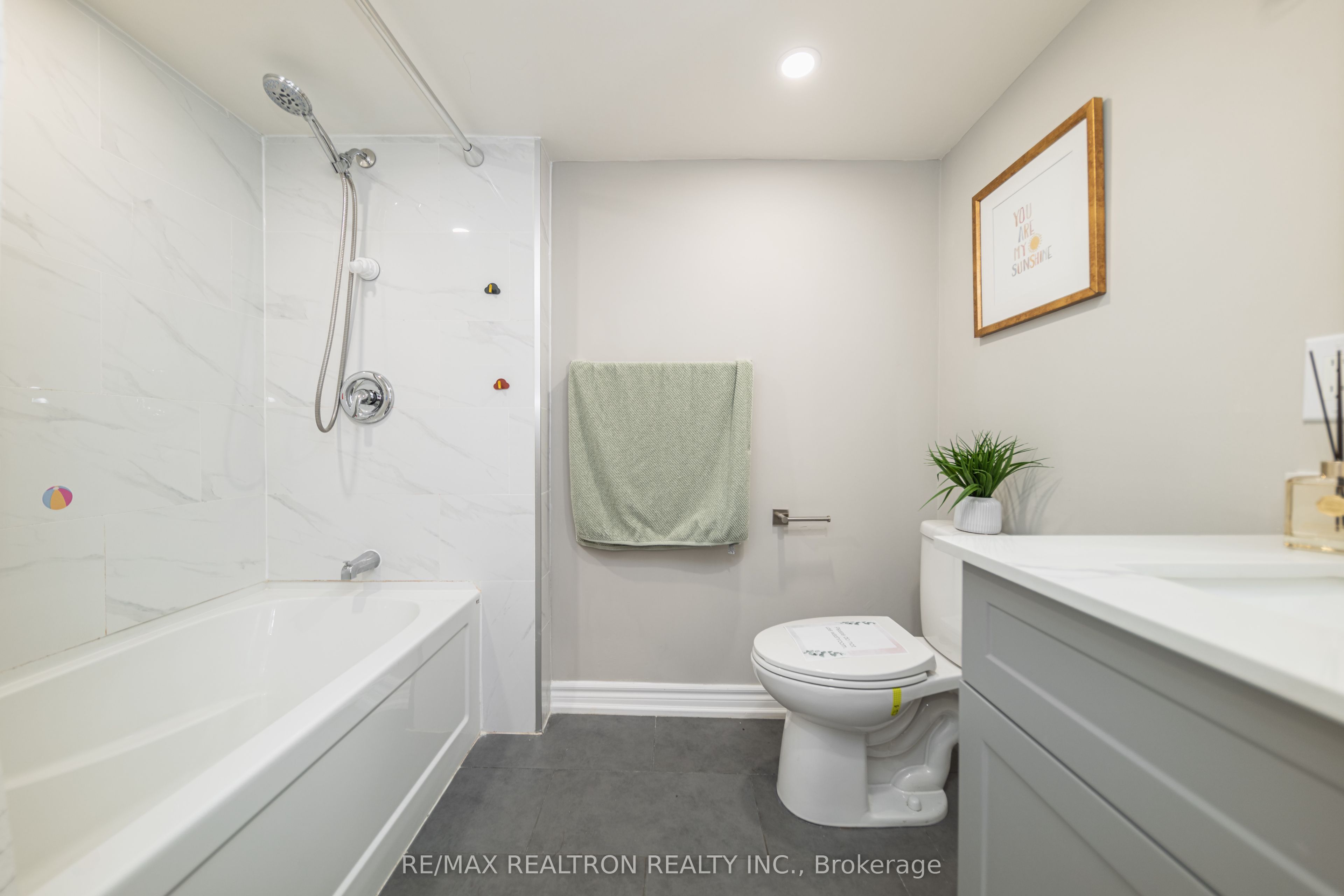 2 Lynedock Crescent Property Photo 34