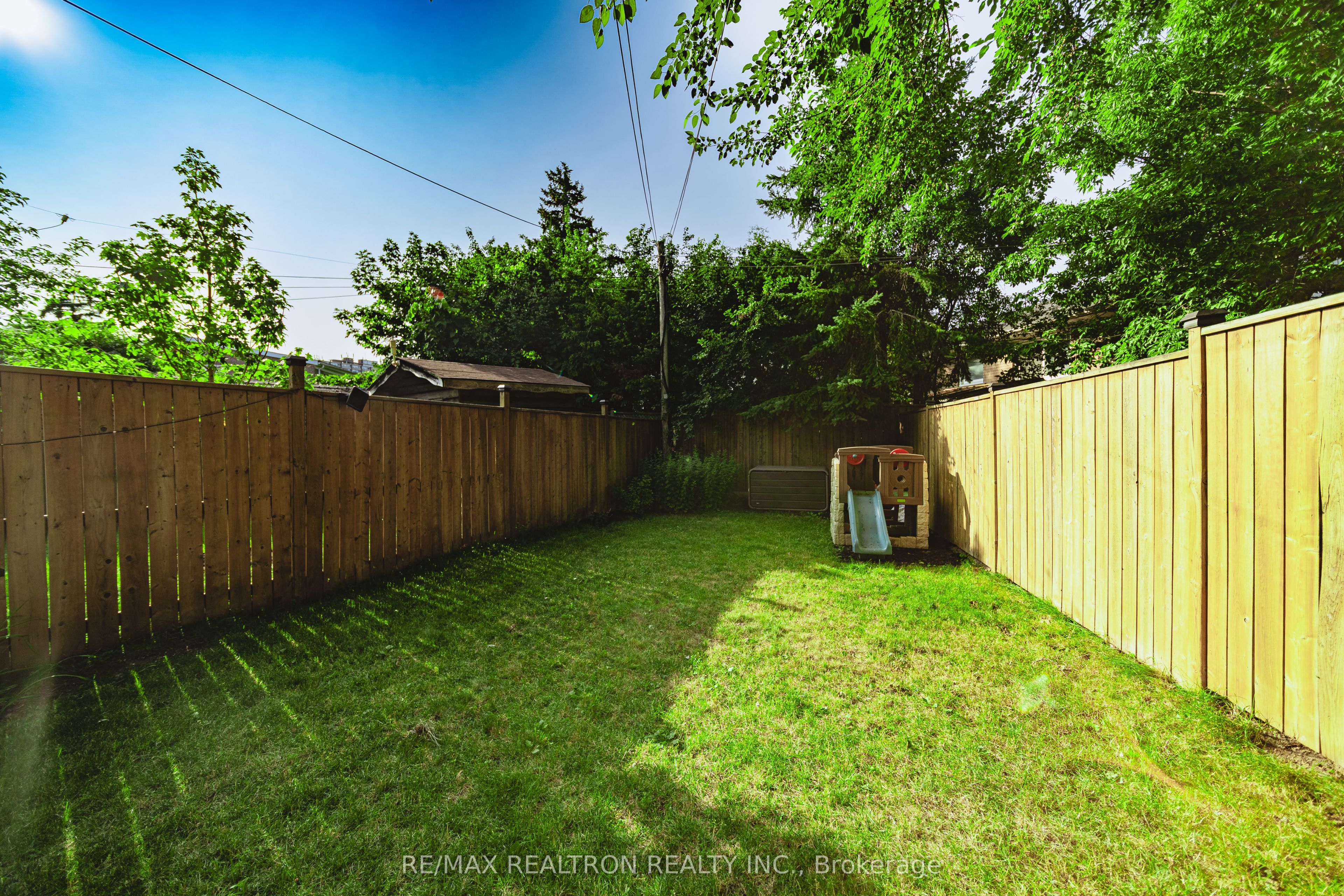 2 Lynedock Crescent Property Photo 38