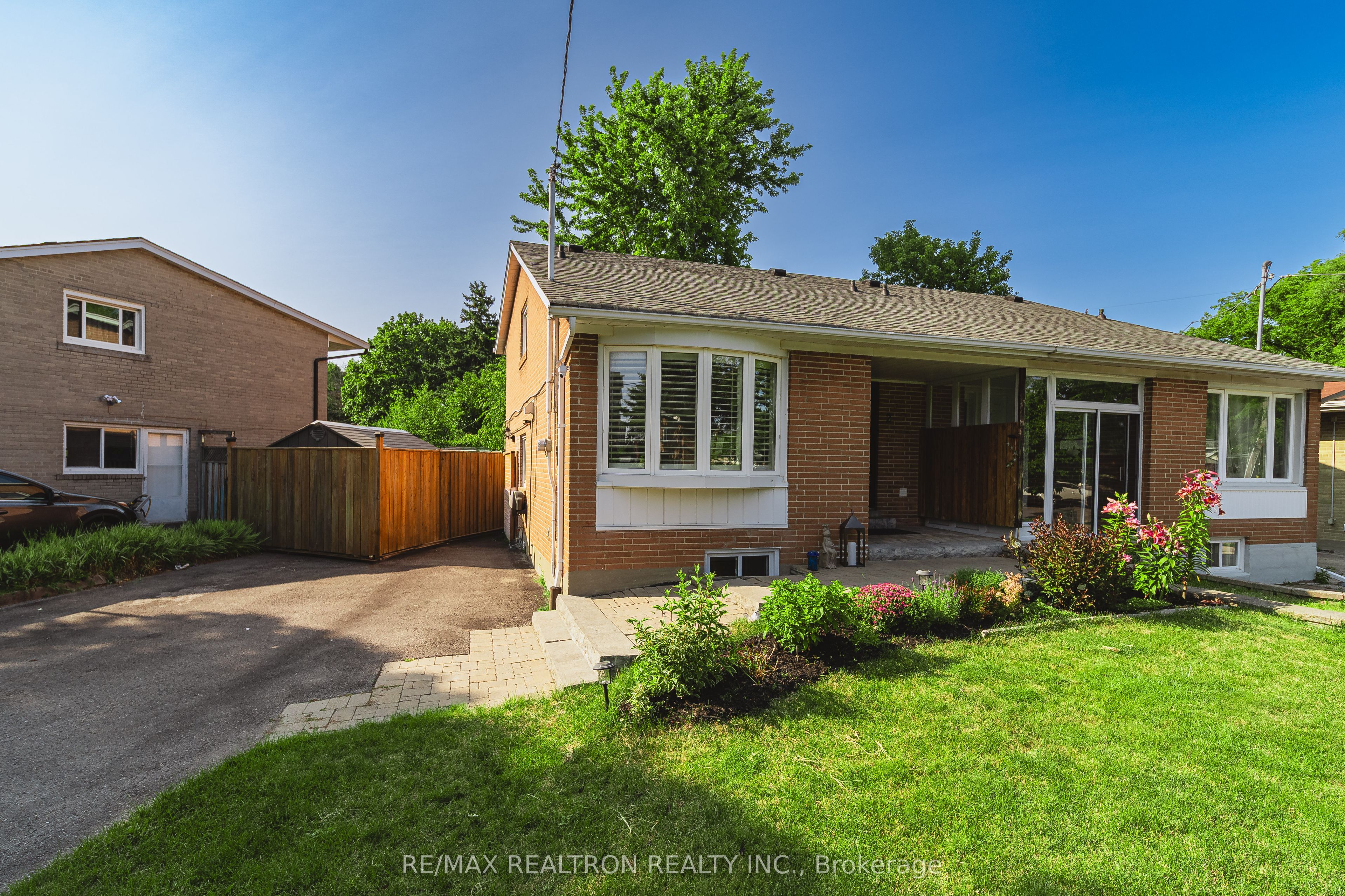 2 Lynedock Crescent Property Photo 39