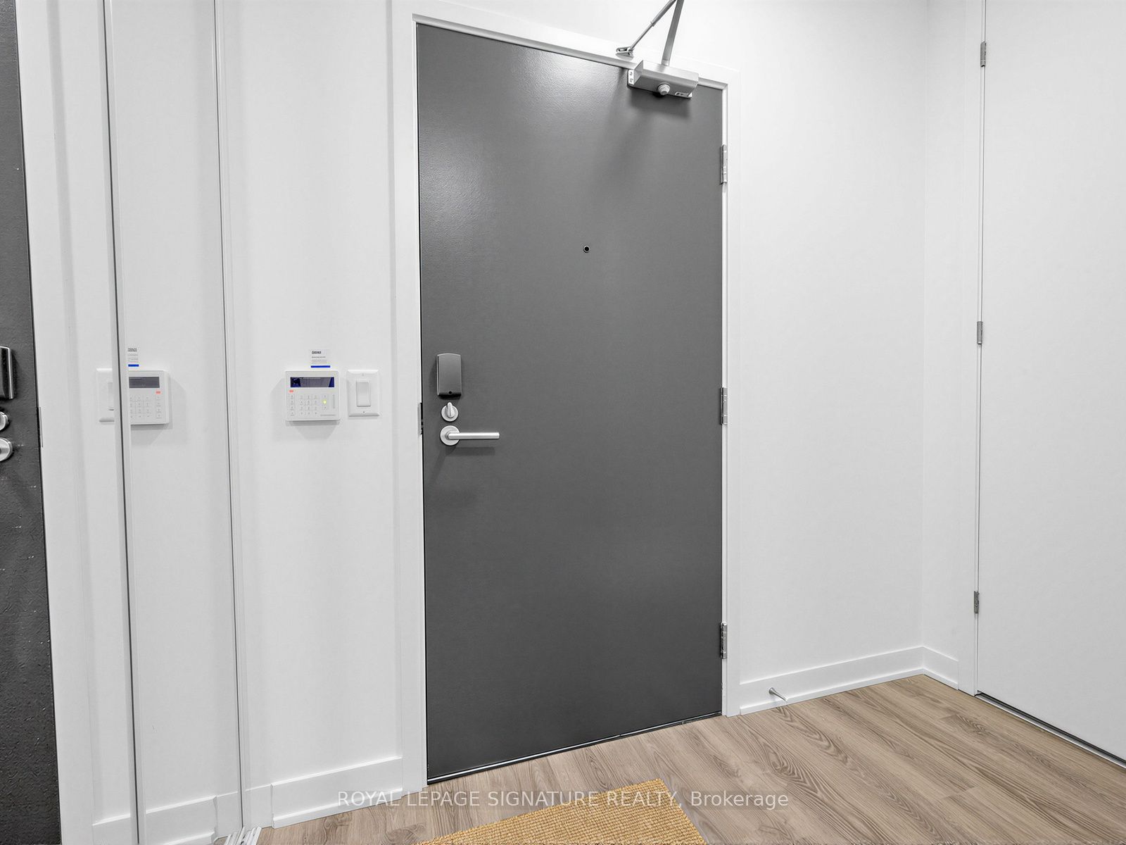 180 Front Street E 508 Property Photo 2