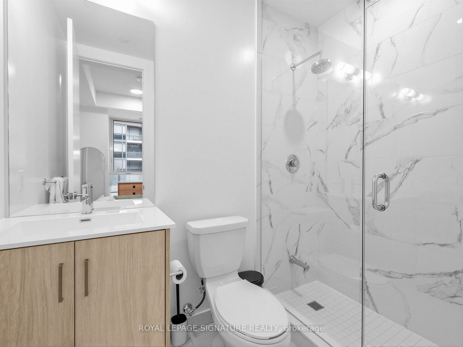 180 Front Street E 508 Property Photo 14