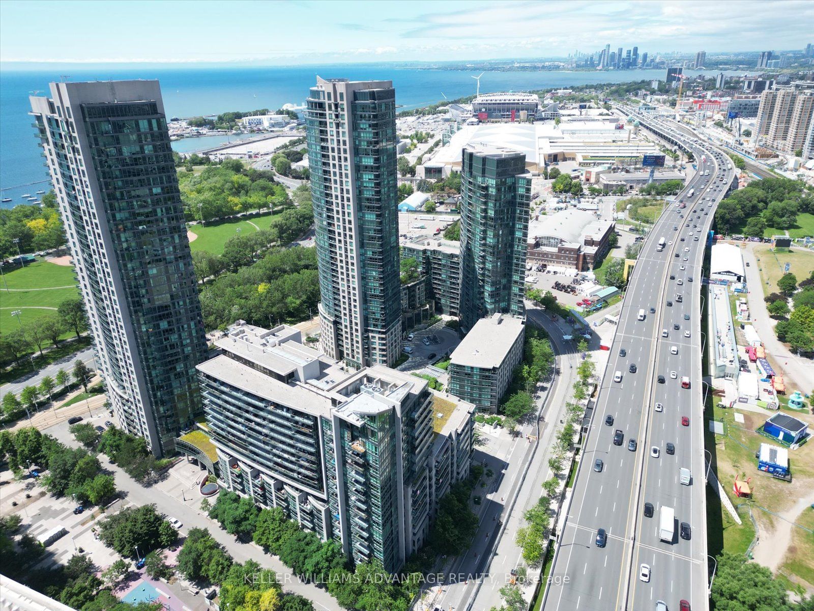 209 Fort York Boulevard 1170 Property Photo 27