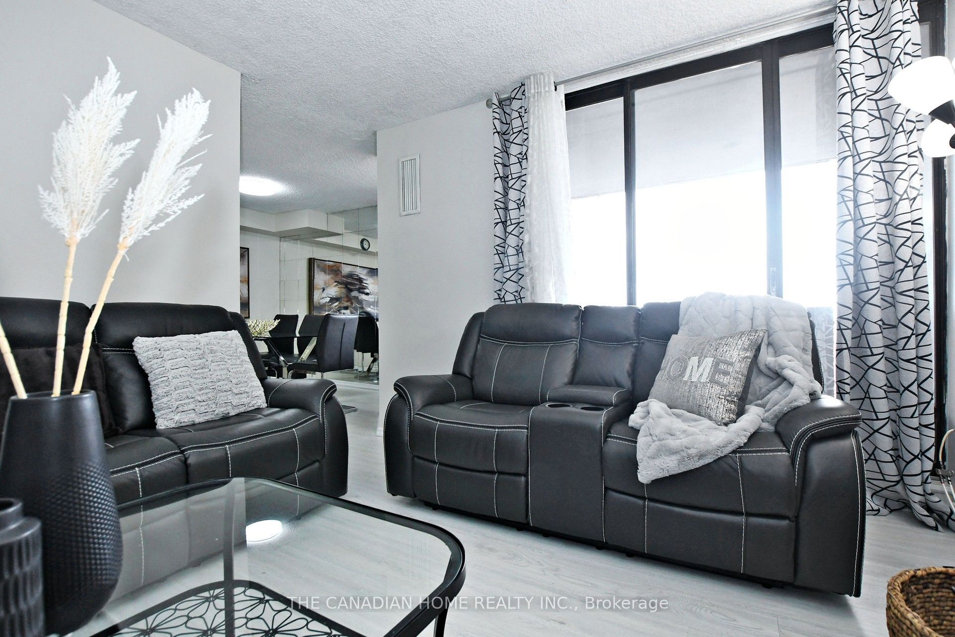 1900 Sheppard Avenue E 1406 Property Photo 7