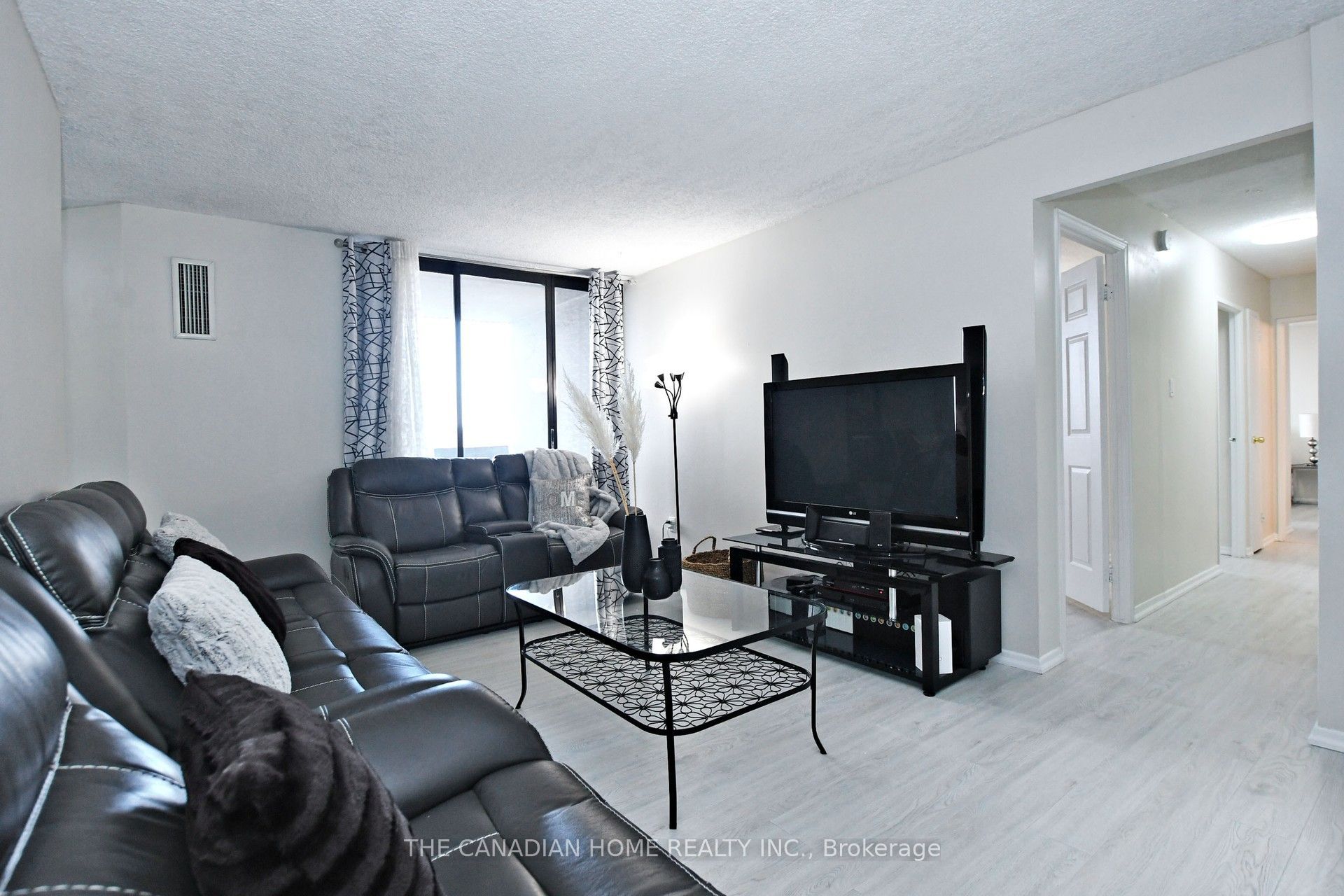 1900 Sheppard Avenue E 1406 Property Photo 8
