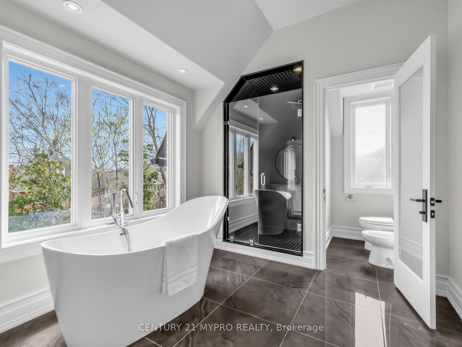 299 Spring Garden Avenue Property Photo 29