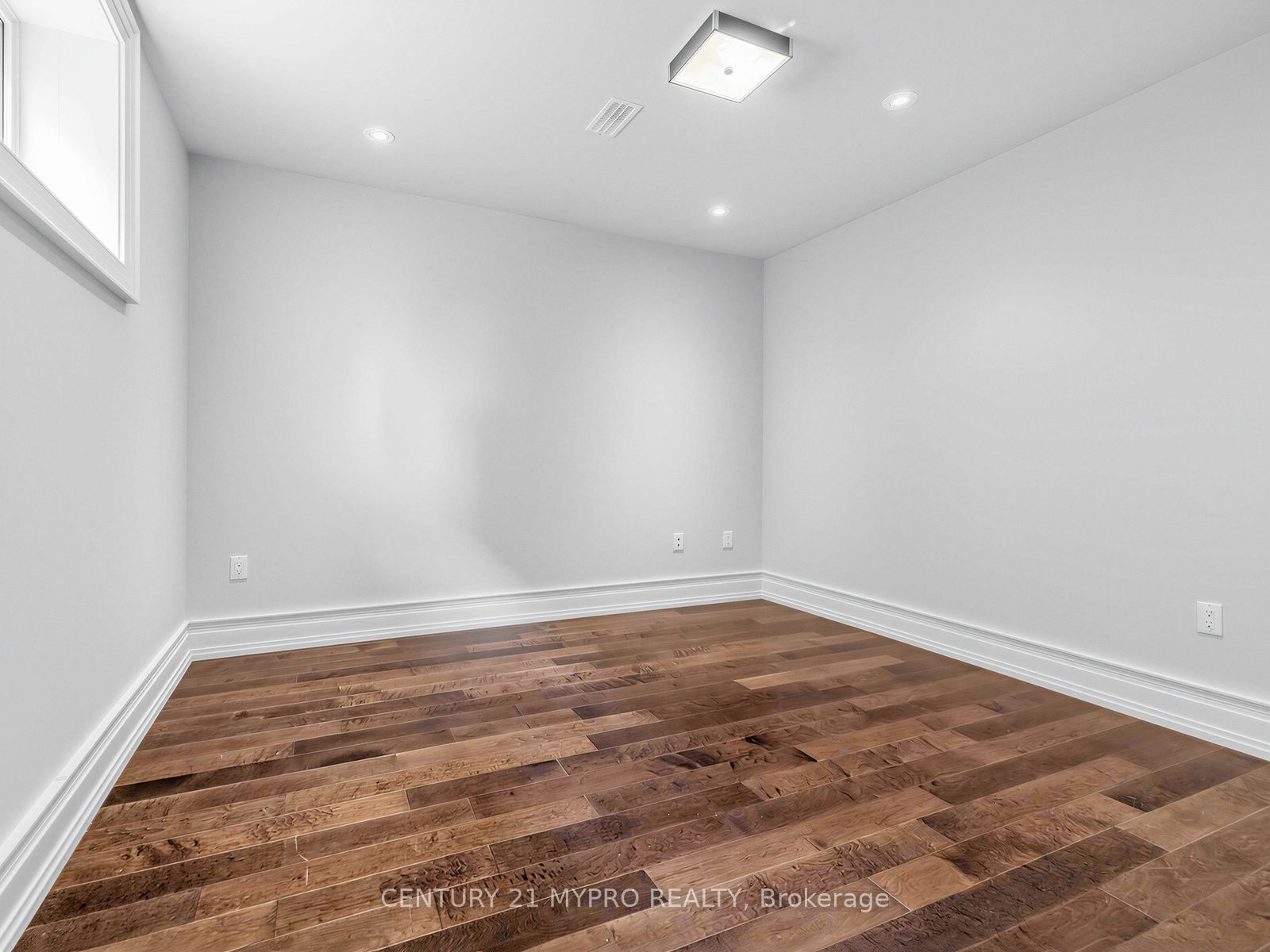 299 Spring Garden Avenue Property Photo 39