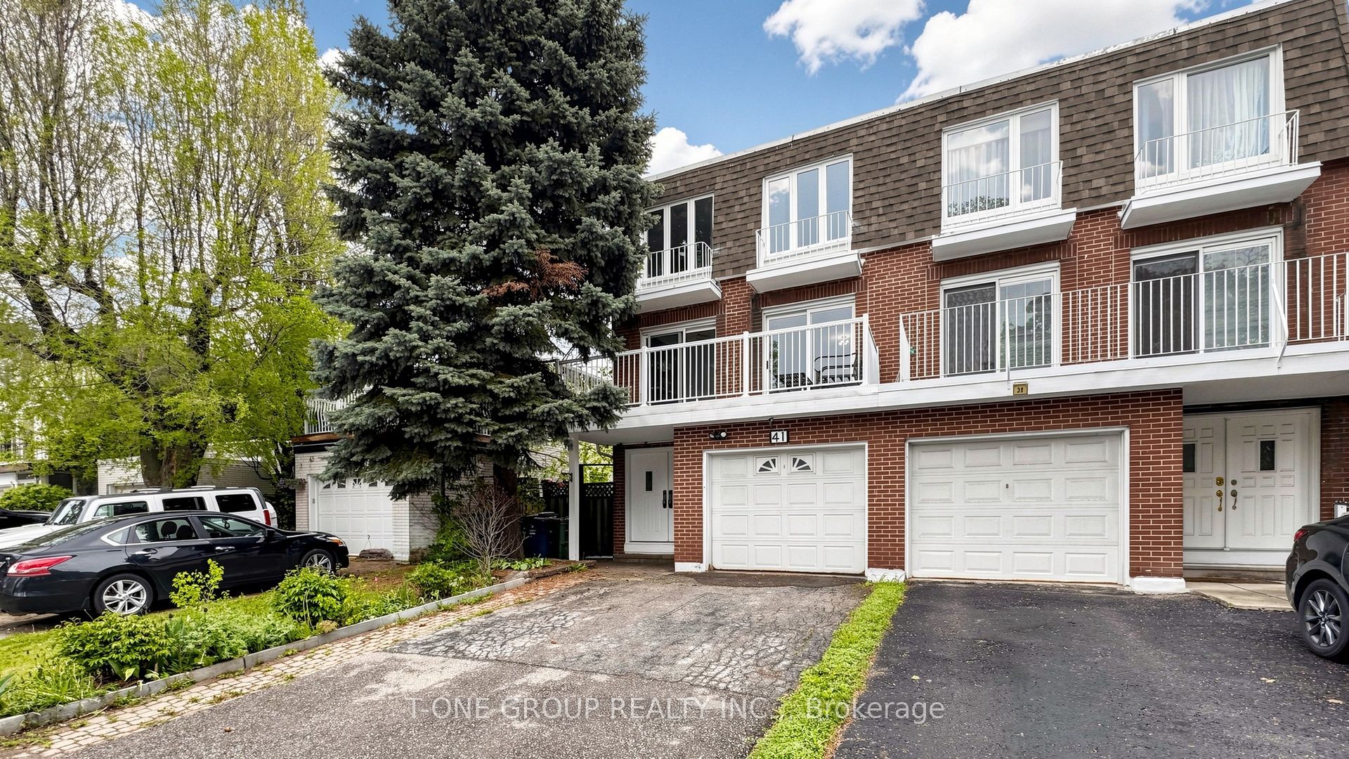 41 Chipwood Crescent Property Photo 2