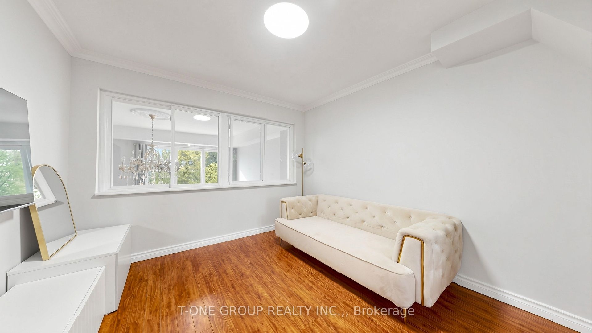 41 Chipwood Crescent Property Photo 6