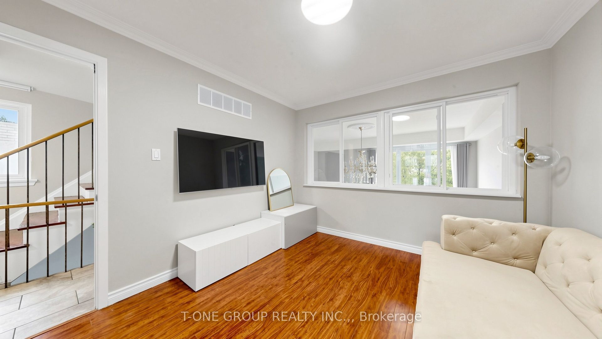 41 Chipwood Crescent Property Photo 7