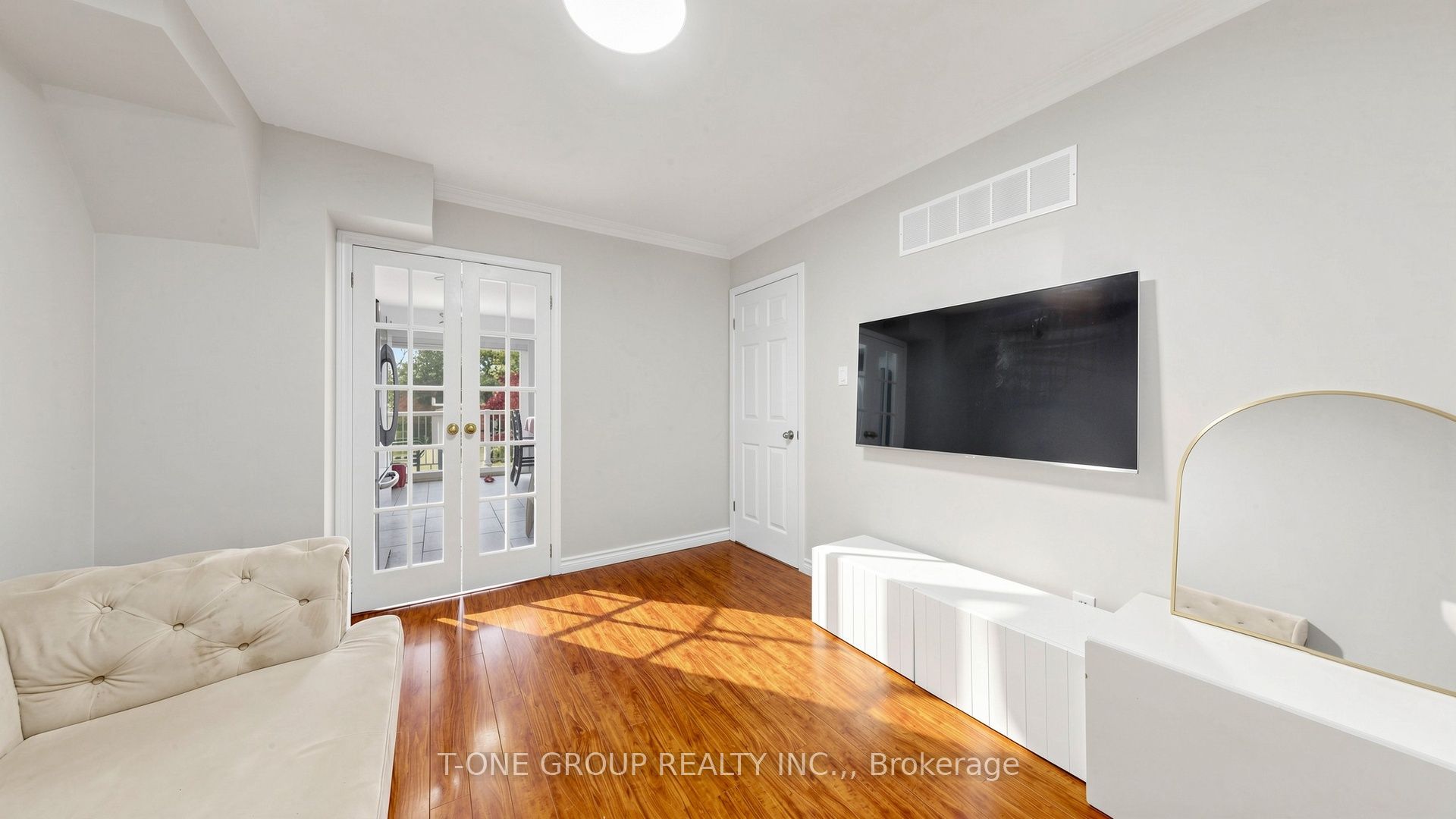 41 Chipwood Crescent Property Photo 9