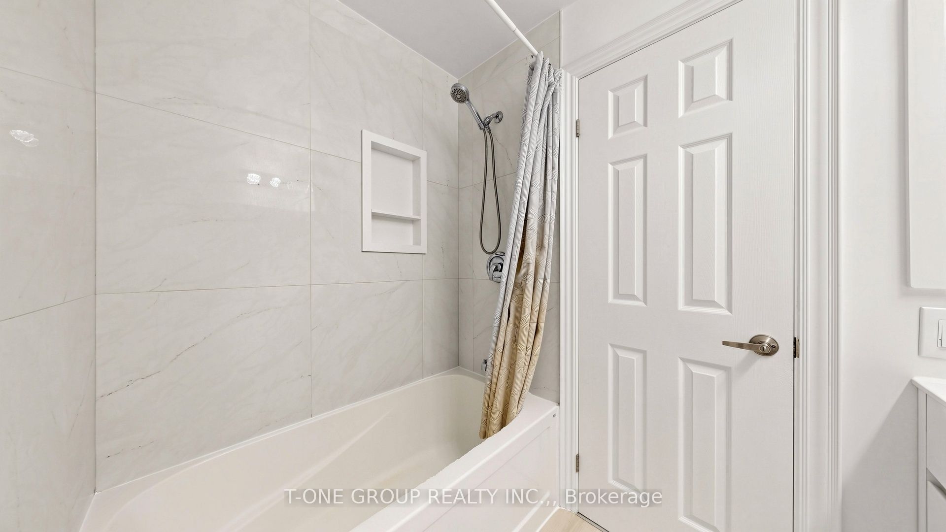 41 Chipwood Crescent Property Photo 27