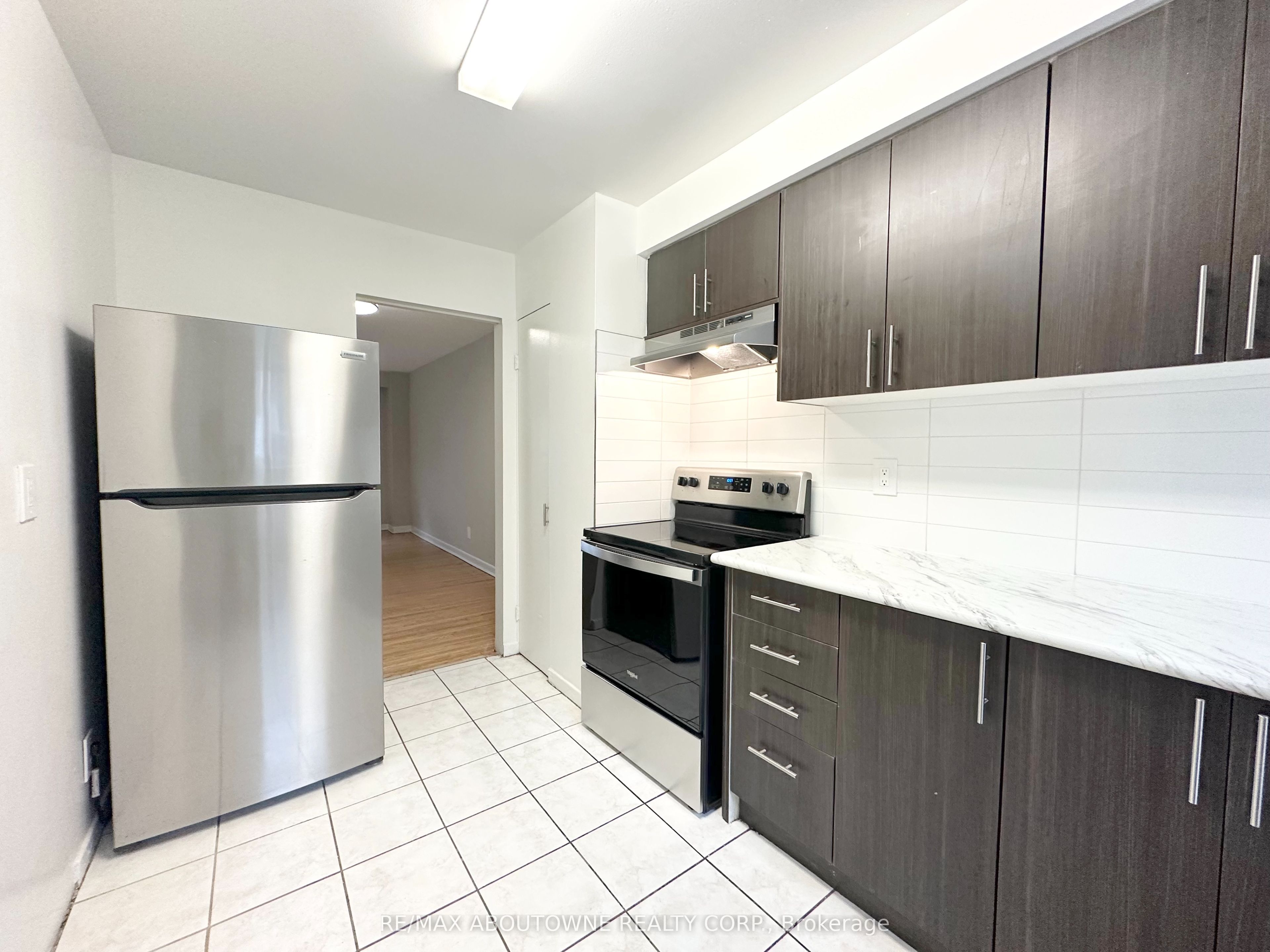 63 Havenbrook Boulevard Th4 Property Photo 2