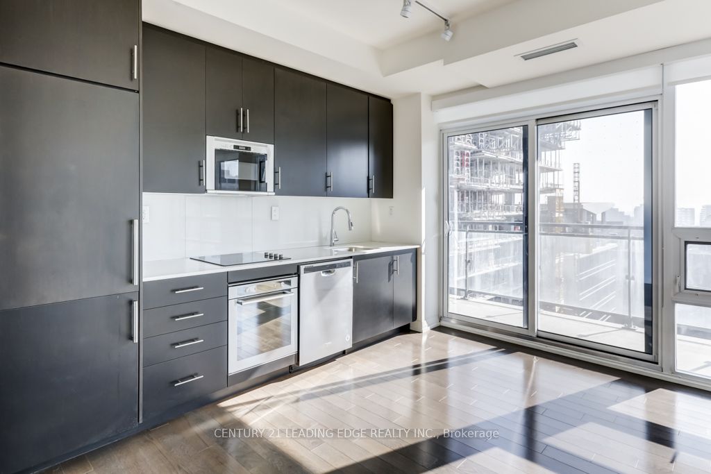 460 Adelaide Street E 939 Property Photo 9