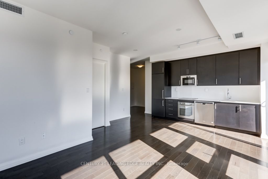 460 Adelaide Street E 939 Property Photo 13