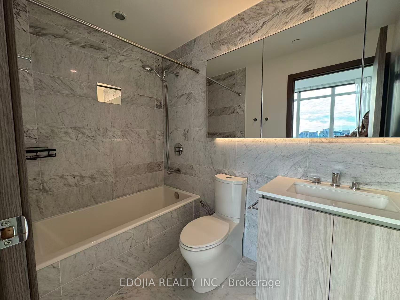 19 Bathurst Street 4012 Property Photo 10