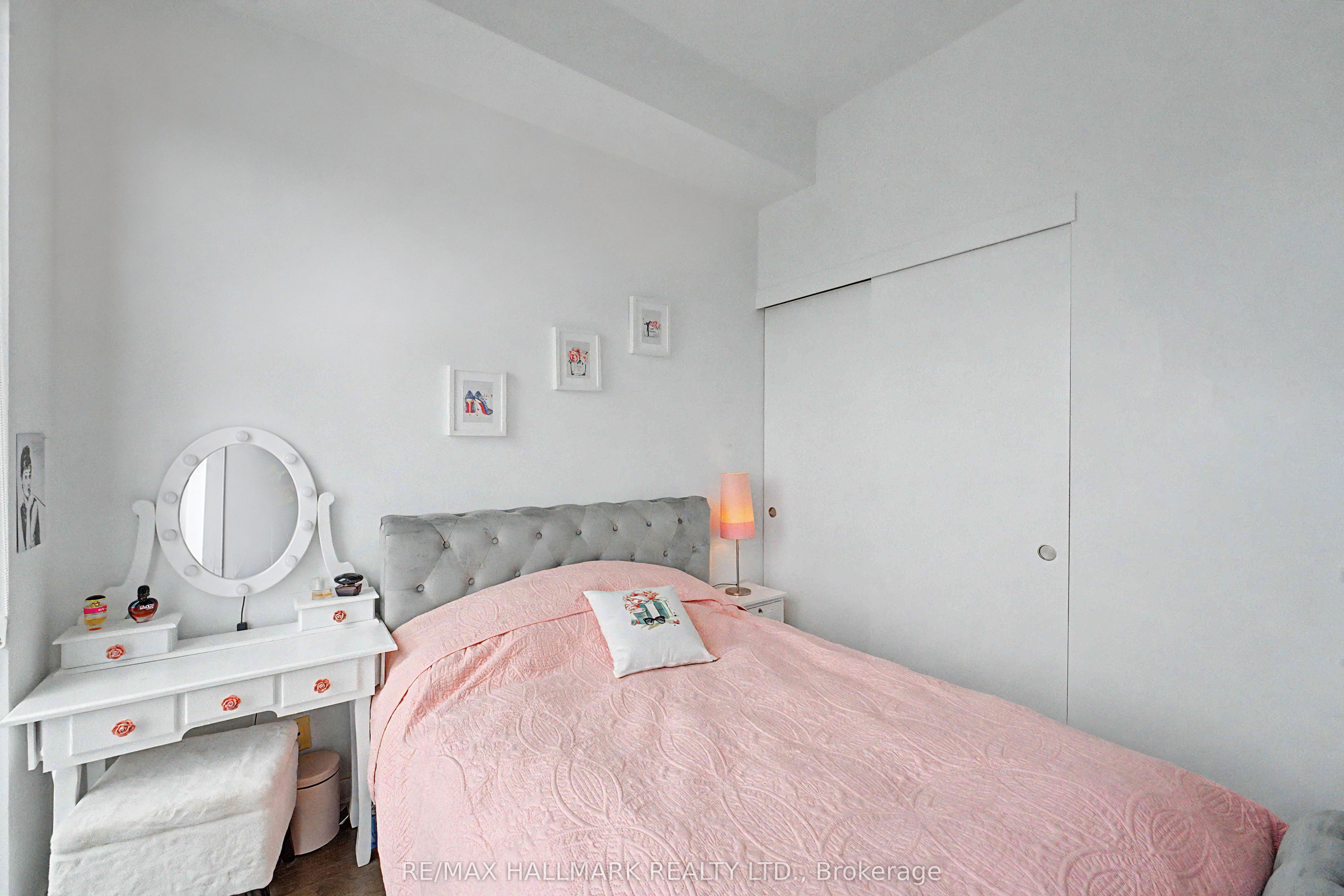 185 Roehampton Avenue Ph2 Property Photo 25